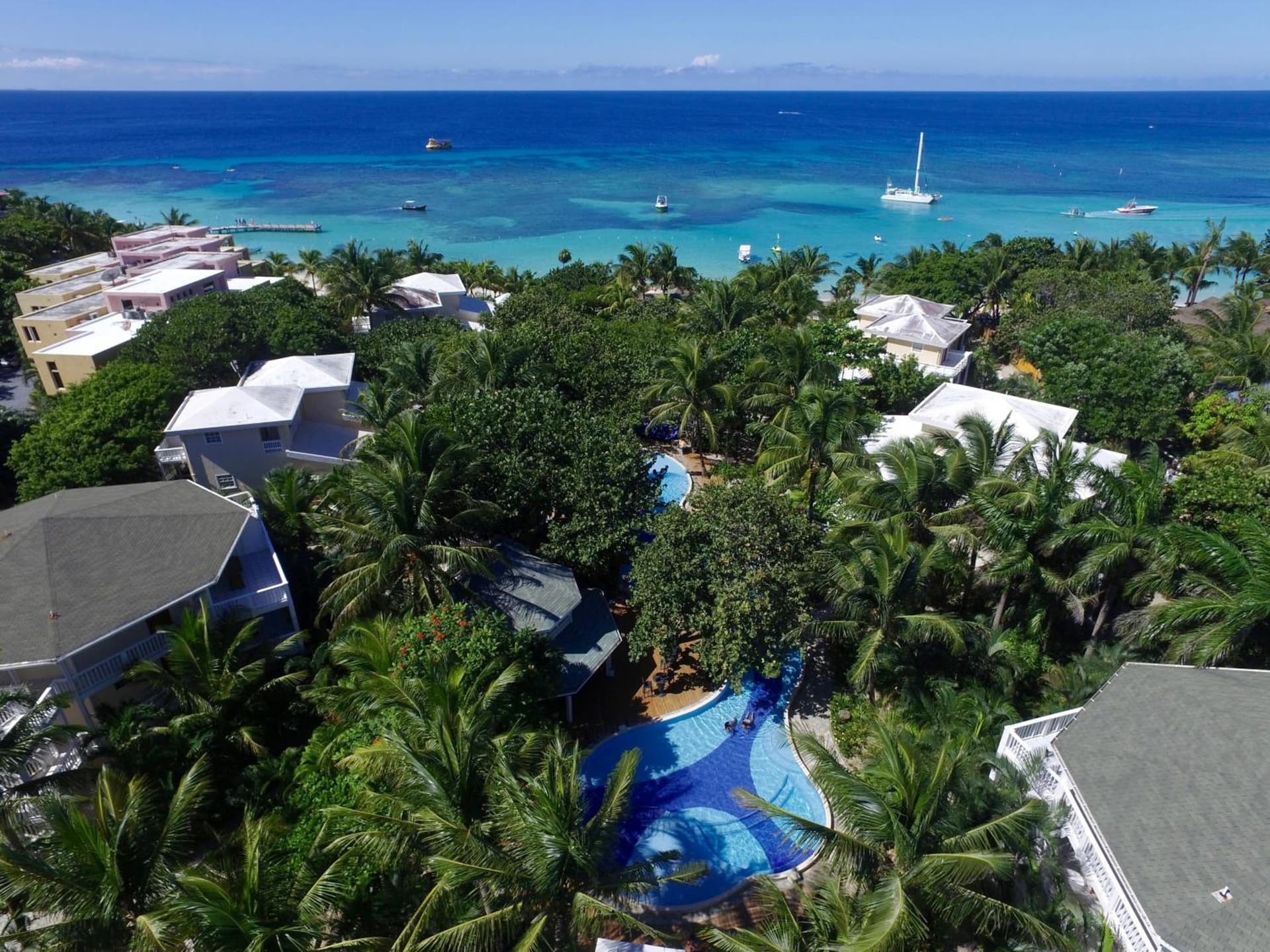 Paradise Beach Resort & Dive Center