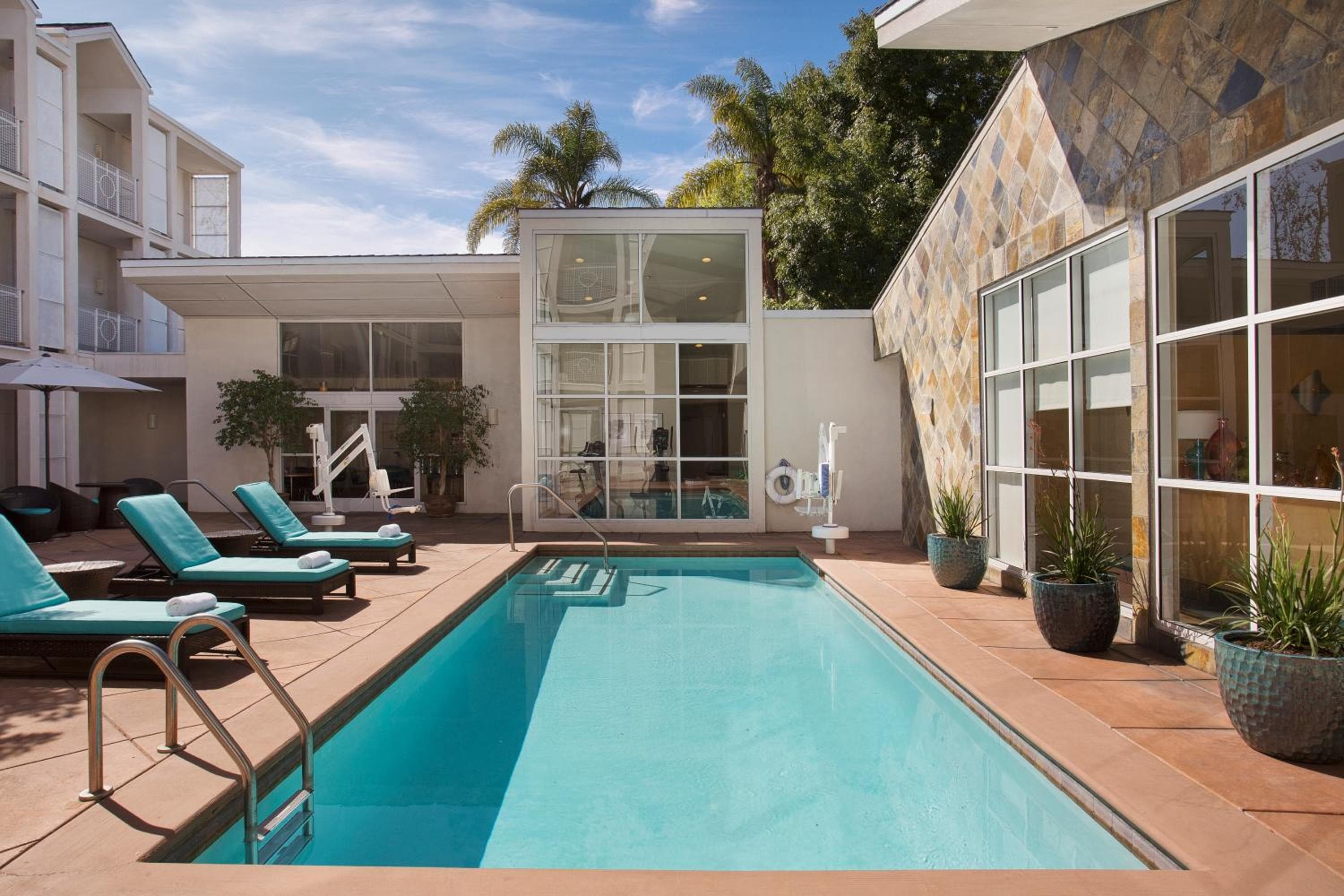 Corporate Inn Sunnyvale - All-Suite Hotel
