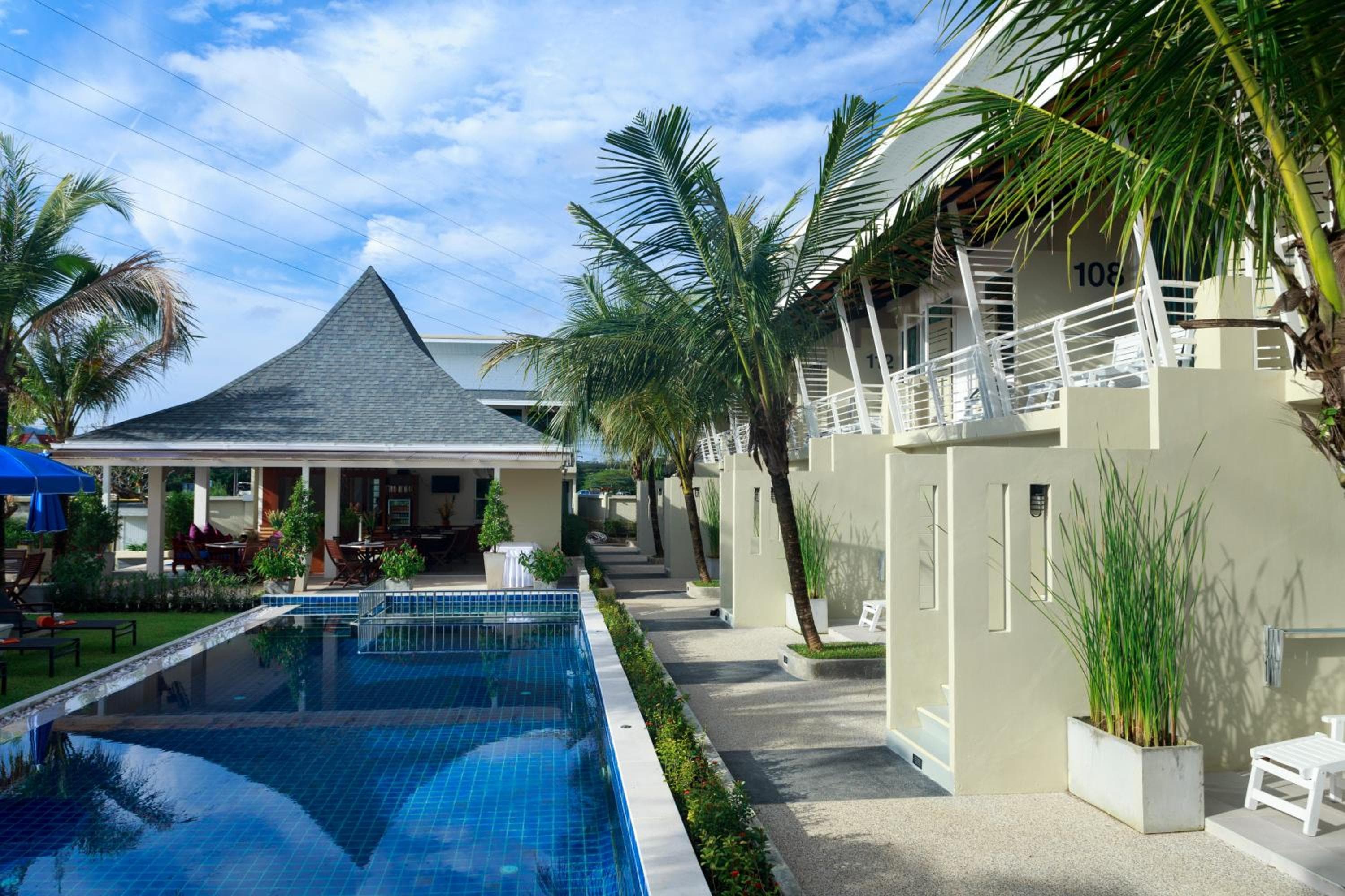 Impress Resort, Phuket - Free scheduled shuttle to Bang Tao Beach