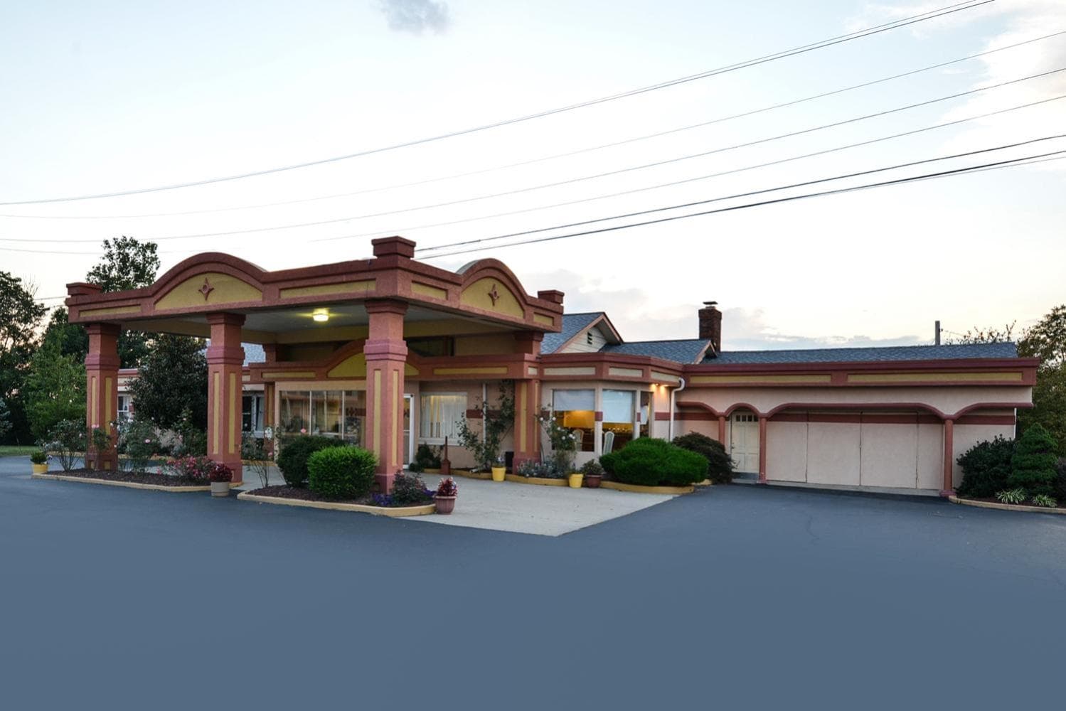 Americas Best Value Inn & Suites Williamstown