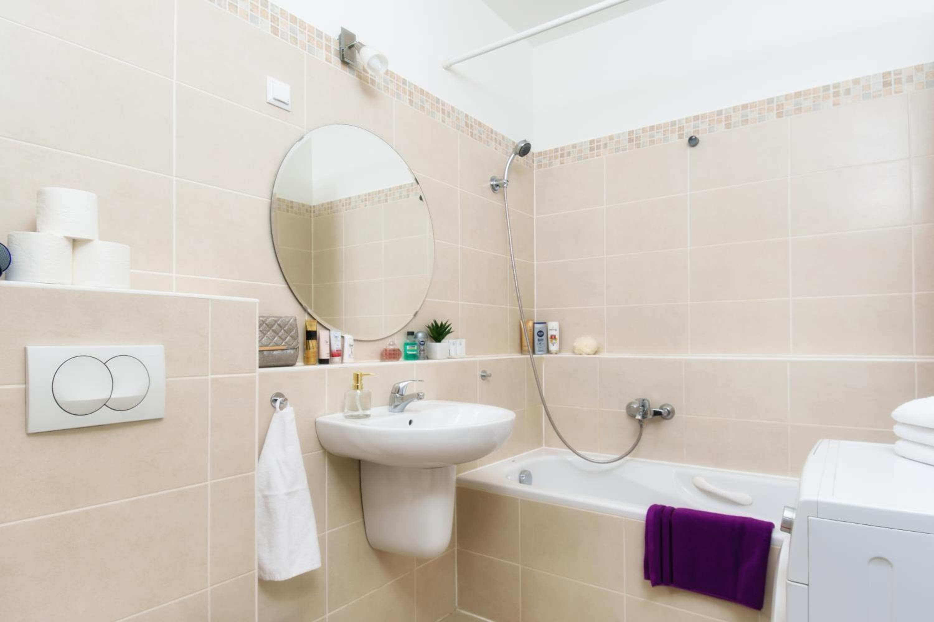 Trendy Deluxe Apartments