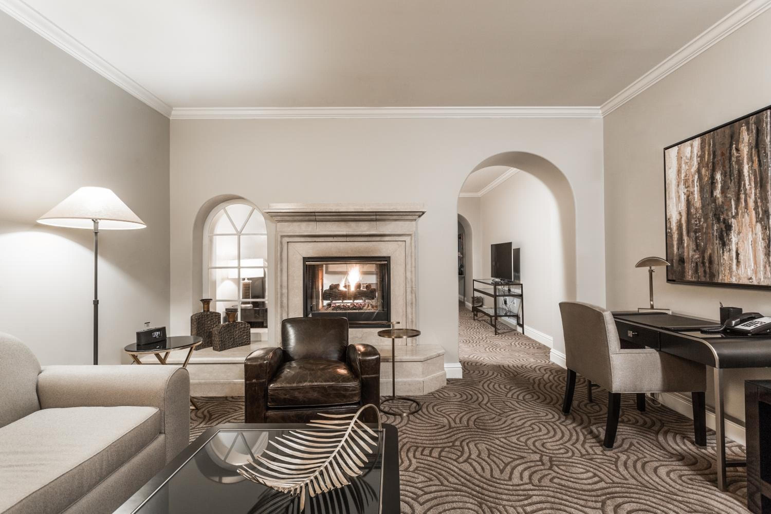 Montecito Inn