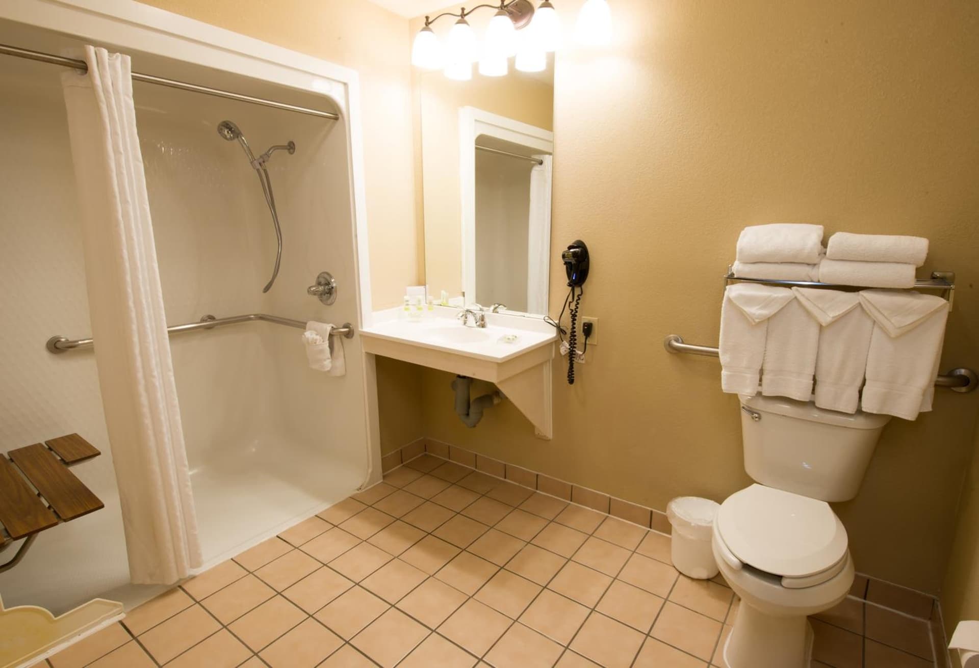 Country Inn & Suites by Radisson, Fort Worth, TX