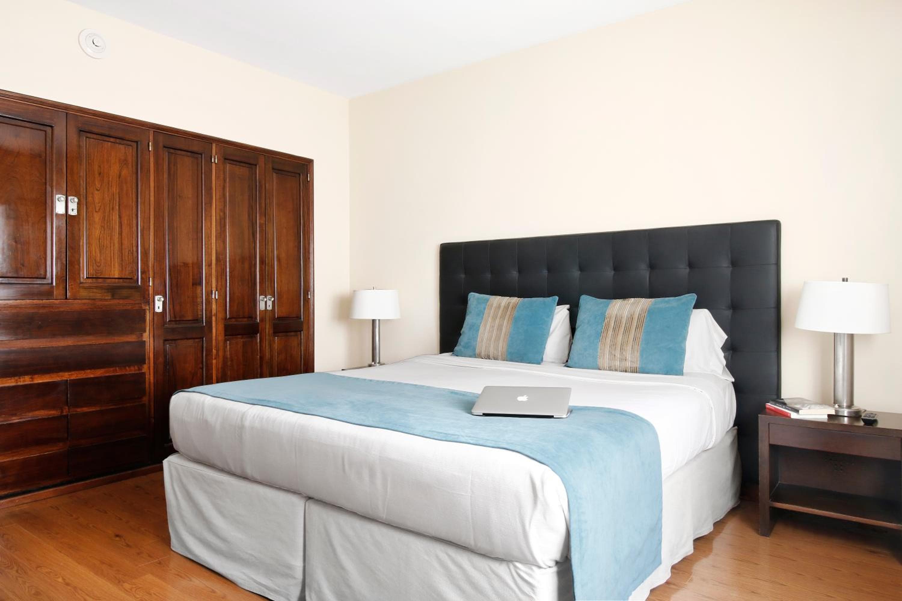 Cyan Hotel de Las Americas