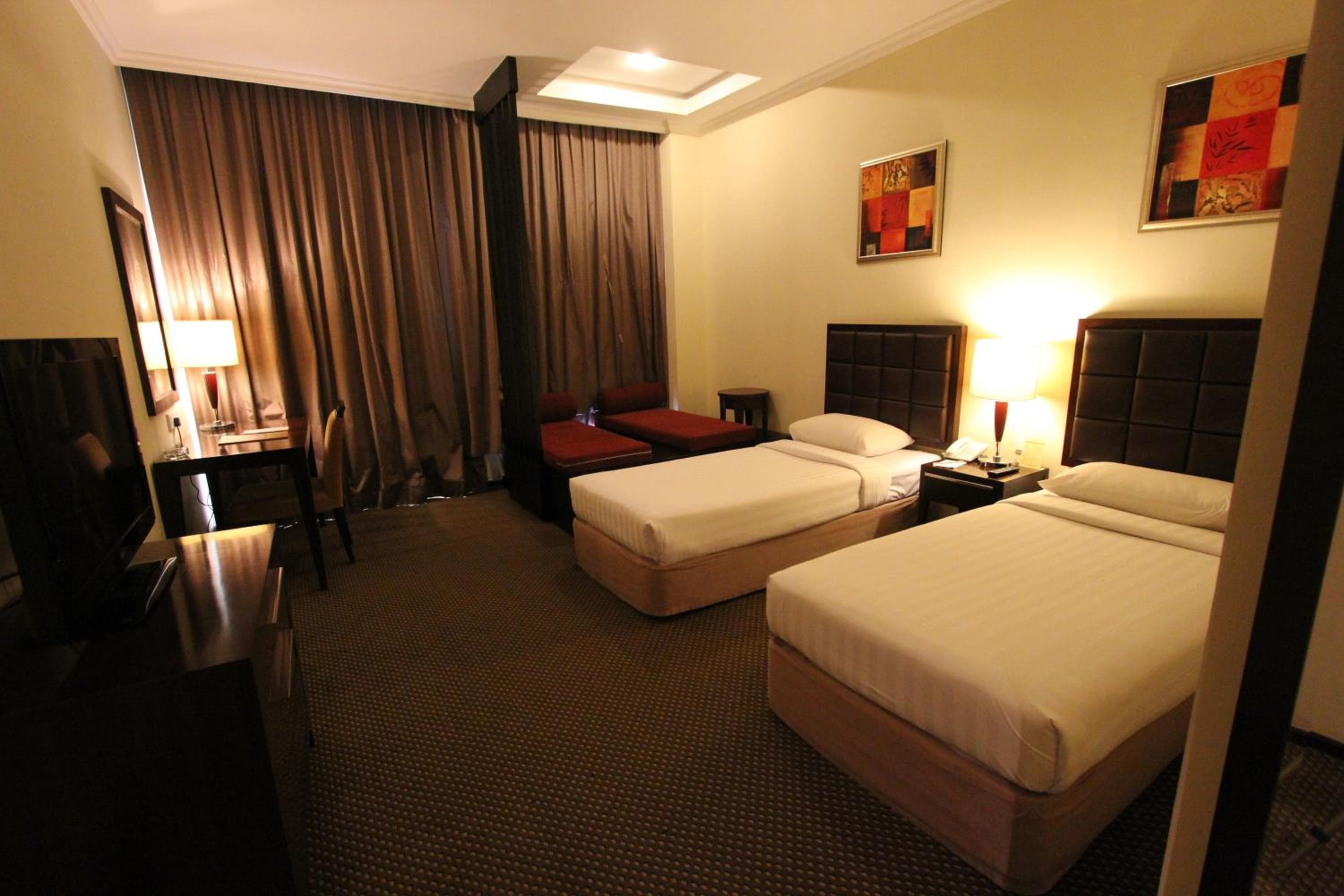 Harmoni One Convention Hotel and Service Apartments