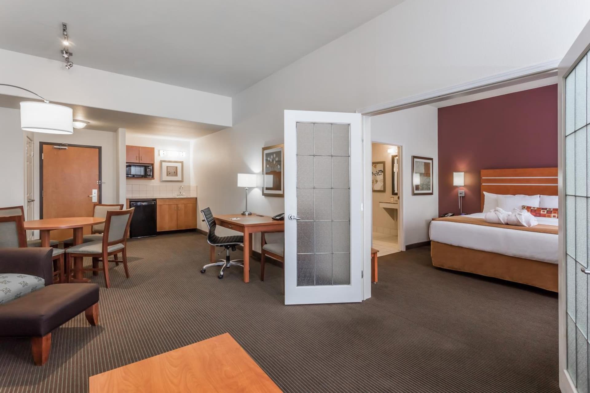 Wingate by Wyndham Calgary South