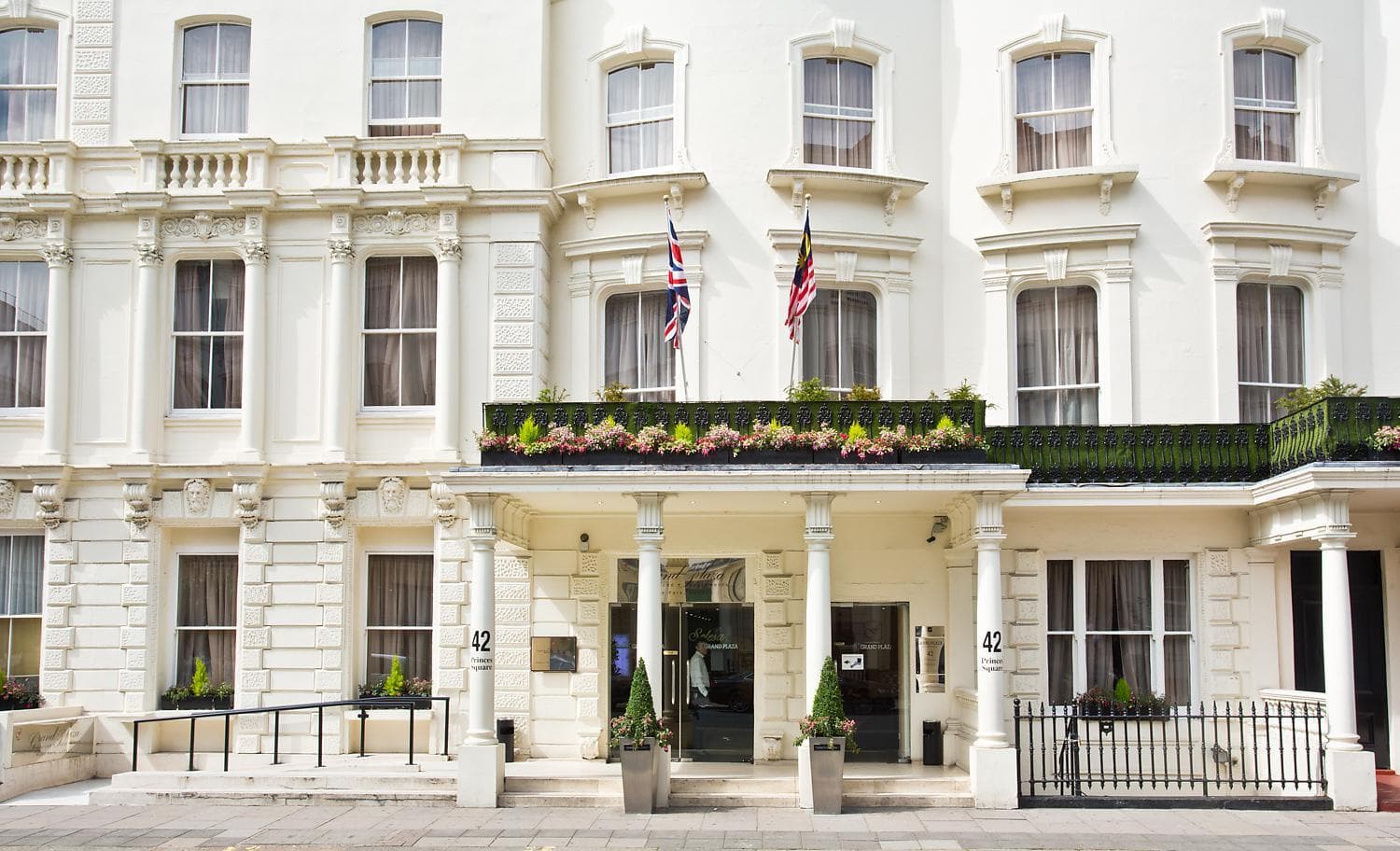 Grand Plaza Serviced Apartments