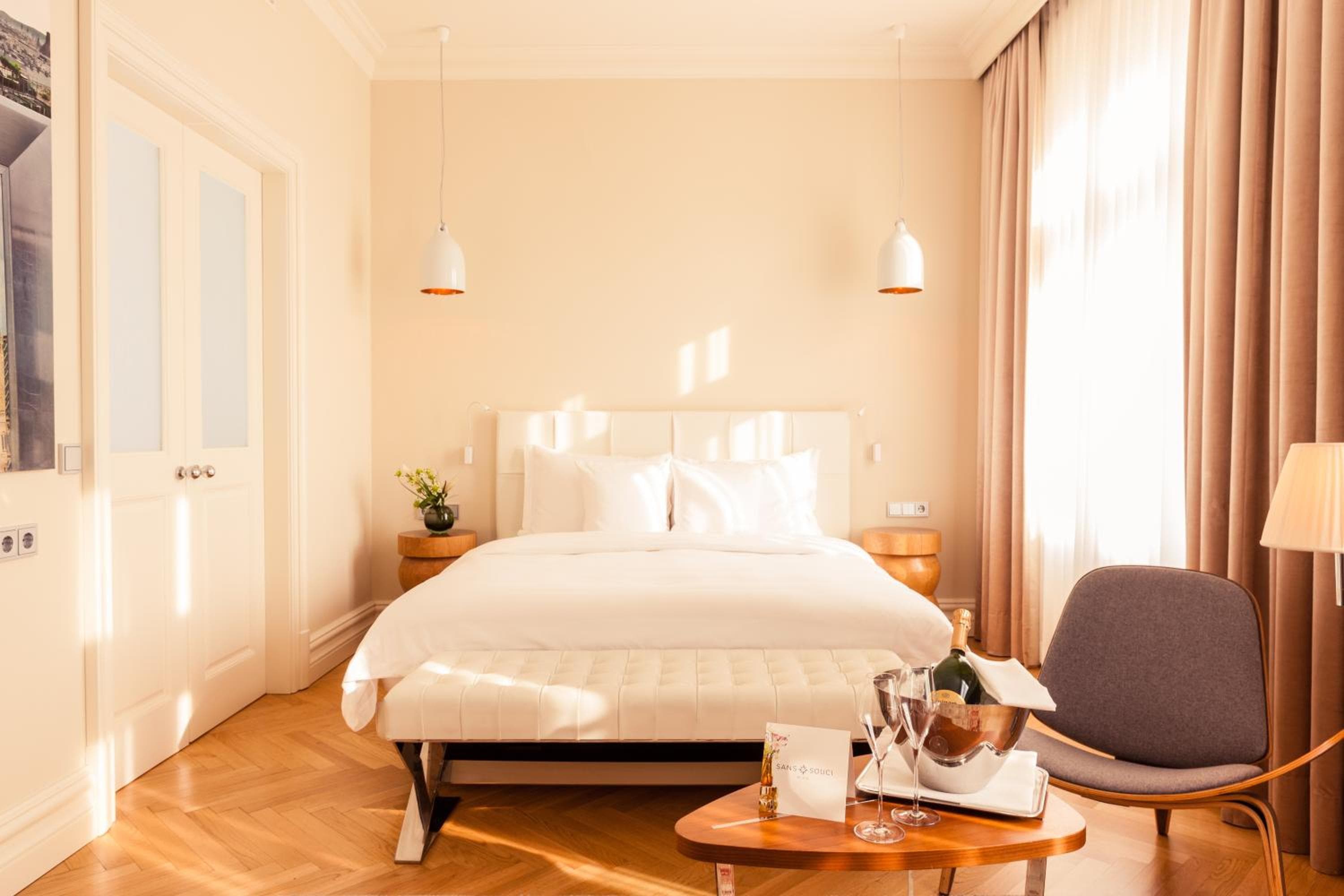 Hotel Sans Souci, Vienna