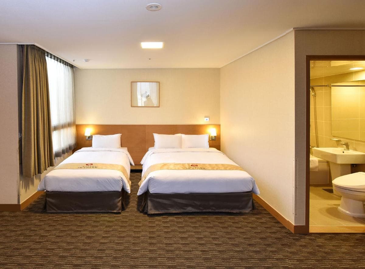 Hotel Skypark Central Myeongdong