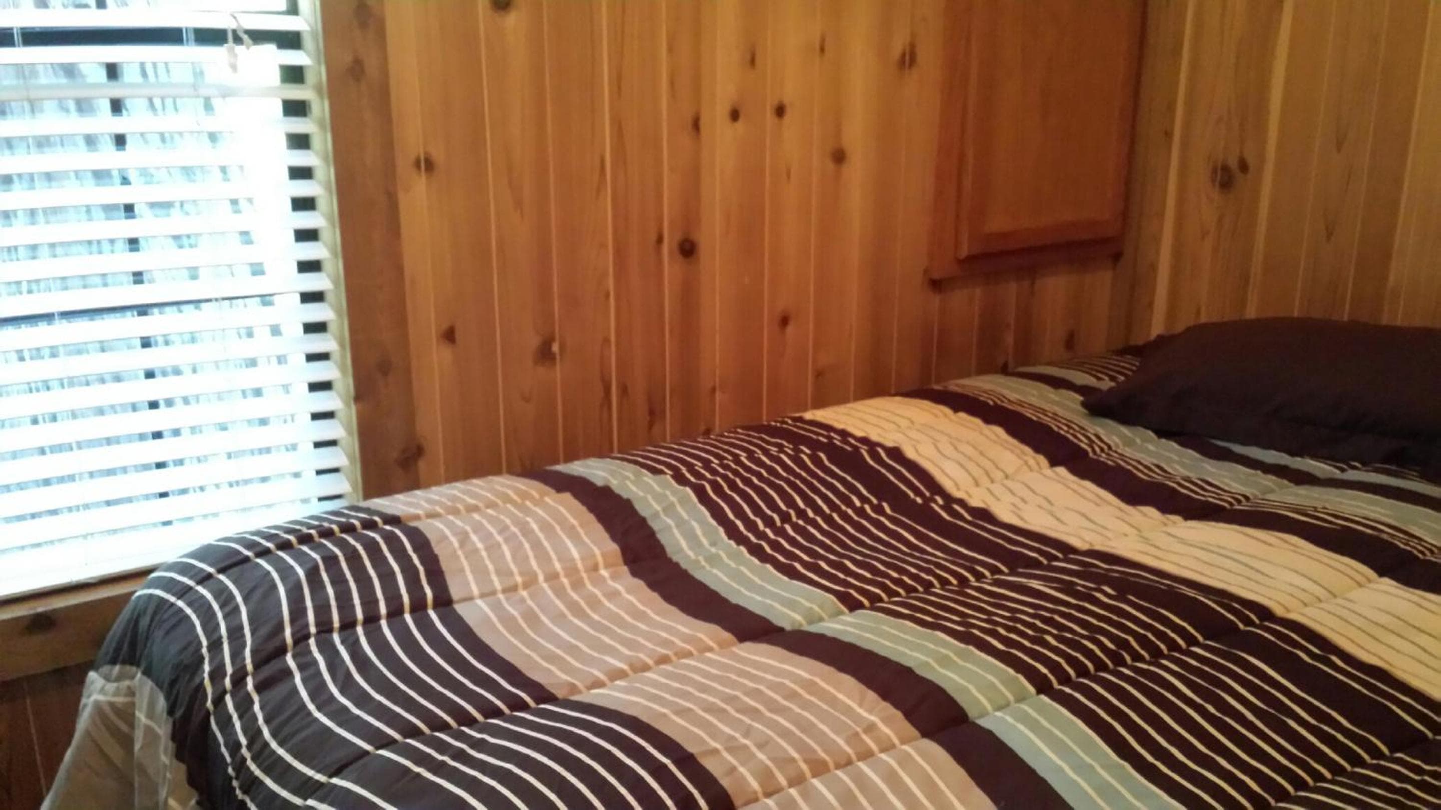 Snowflower Camping Resort Cabin 3