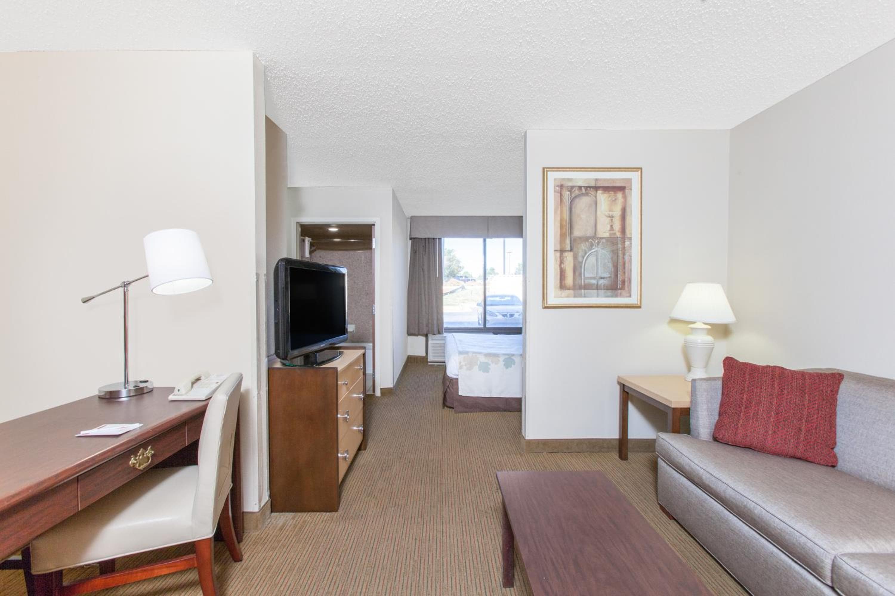 Hawthorn Suites Midwest City