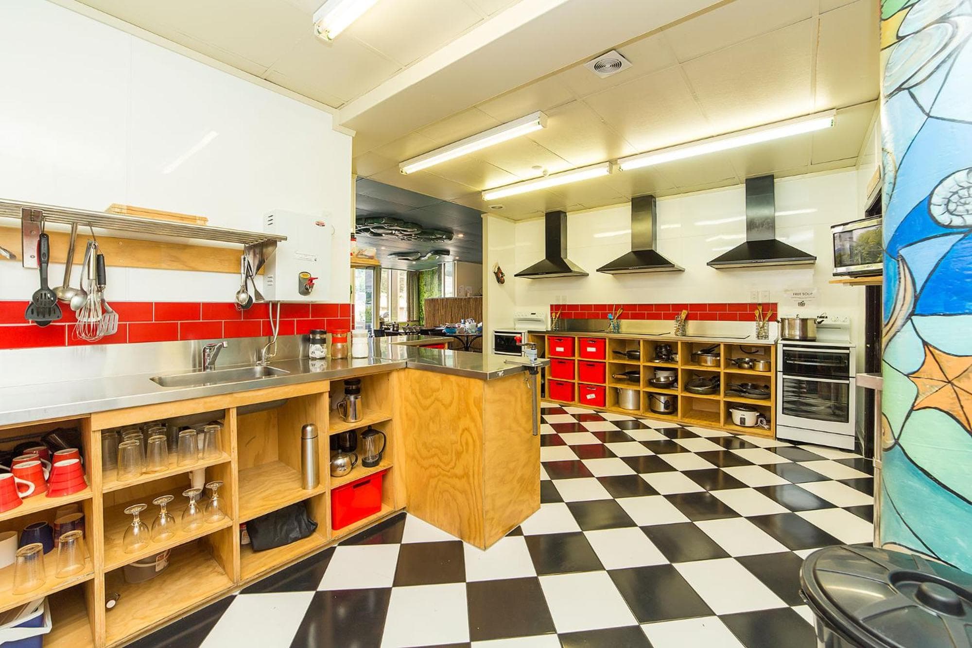Tahuna Pod Hostel