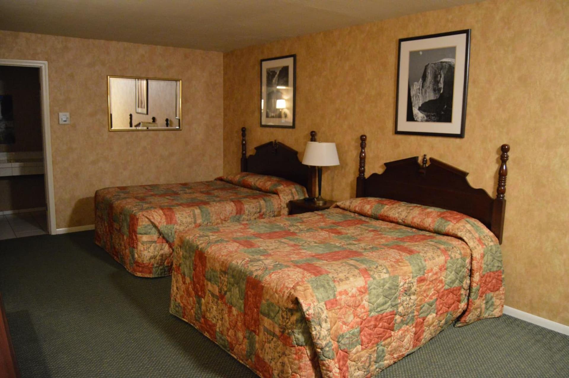 Cedar Lodge