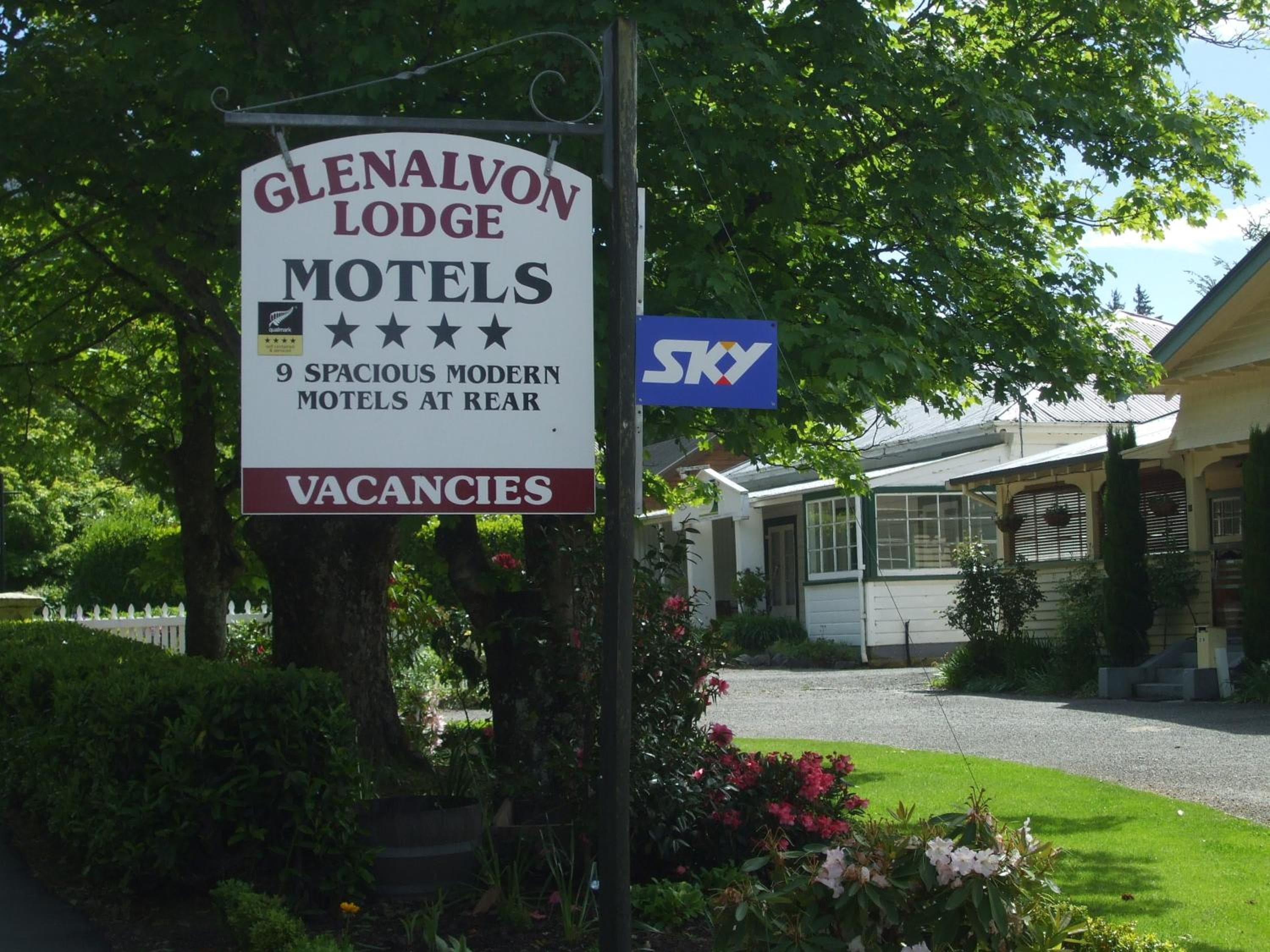 Glenalvon Lodge Motel