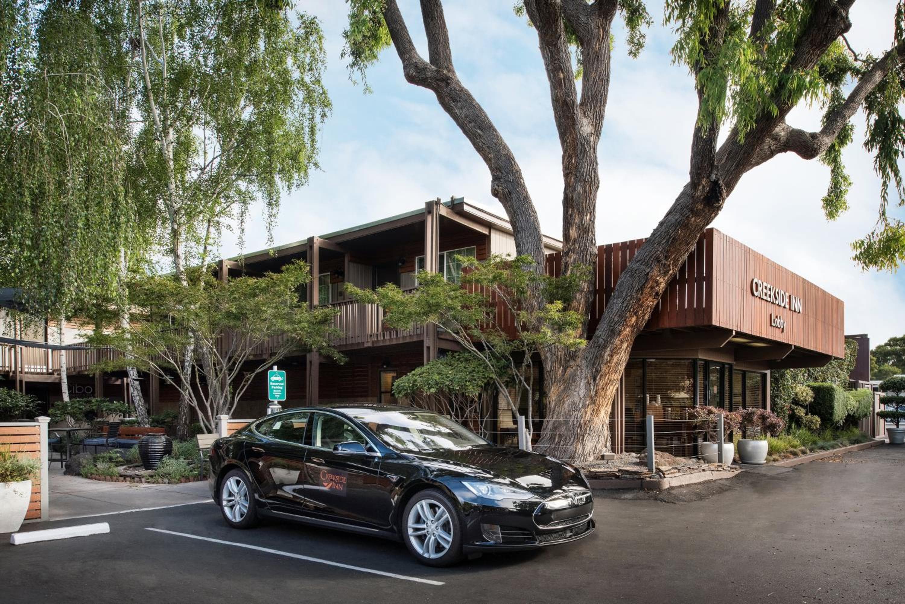 The Creekside Inn