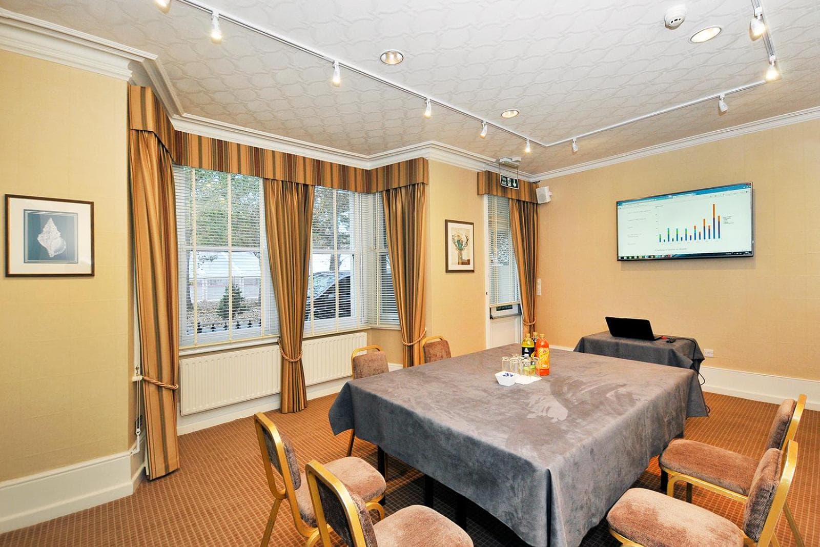 Ardington Hotel