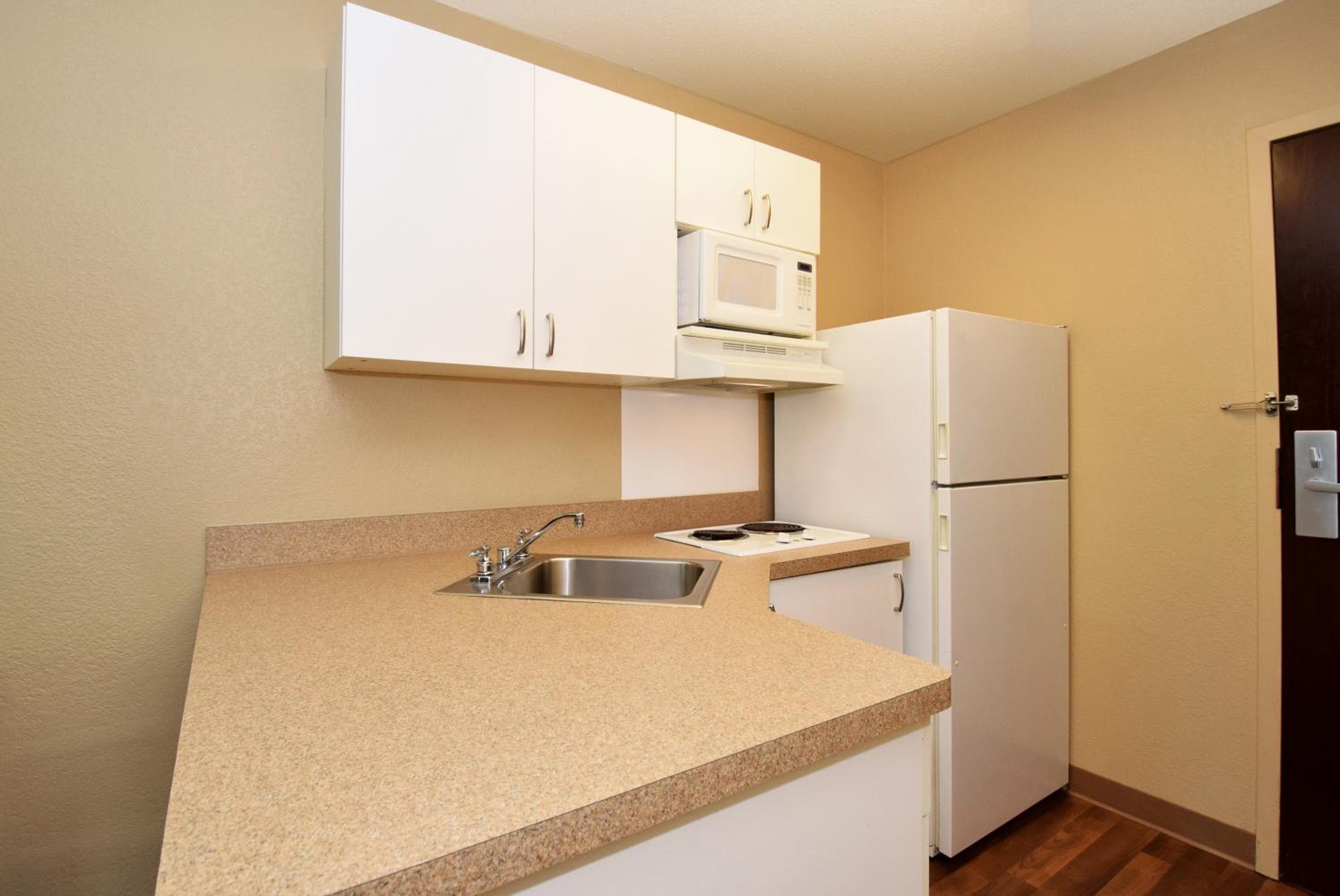 Extended Stay America Suites - Boston - Braintree