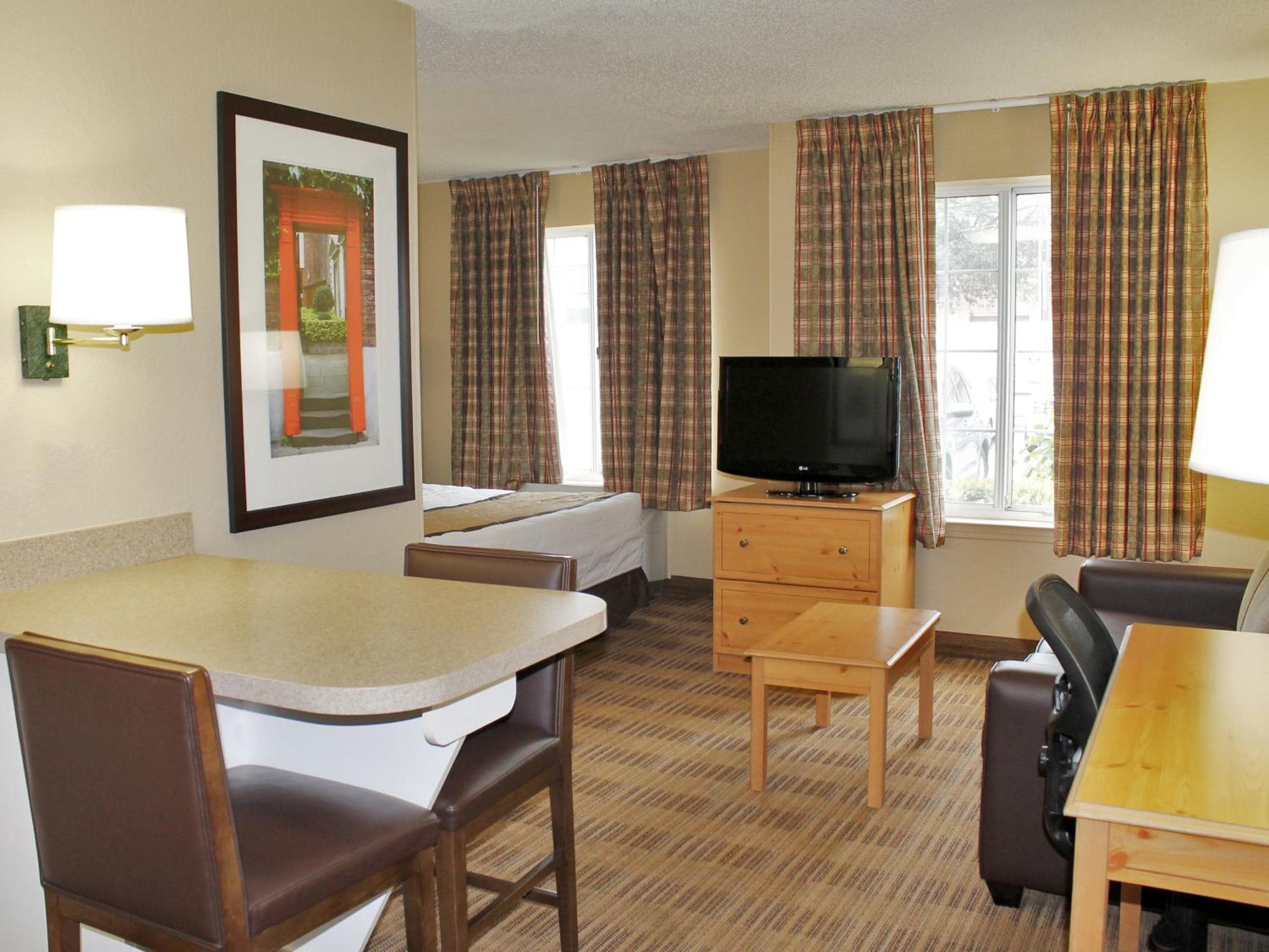 Extended Stay America Suites - Orange County - Cypress