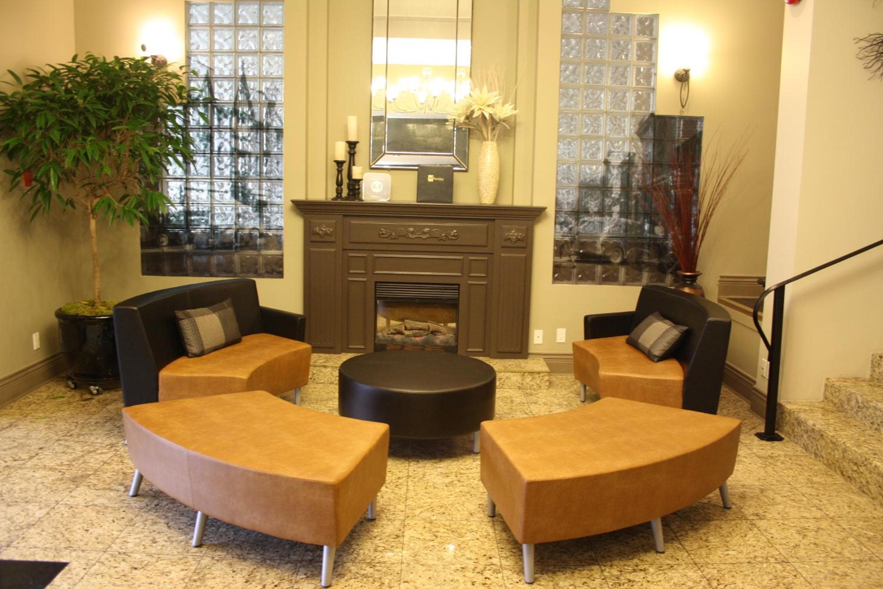 The Royal Anne Hotel