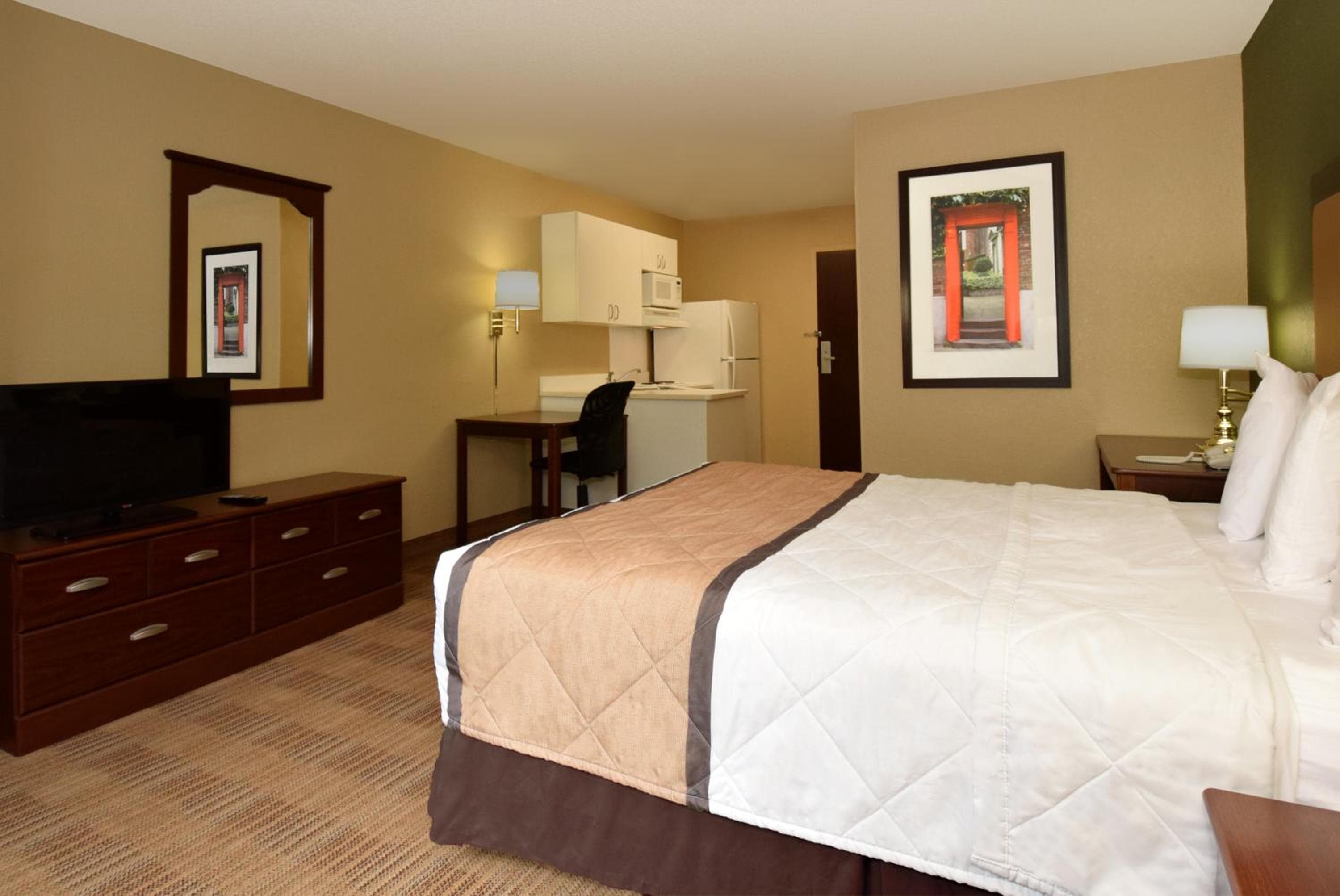 Extended Stay America Suites - Edison - Raritan Center