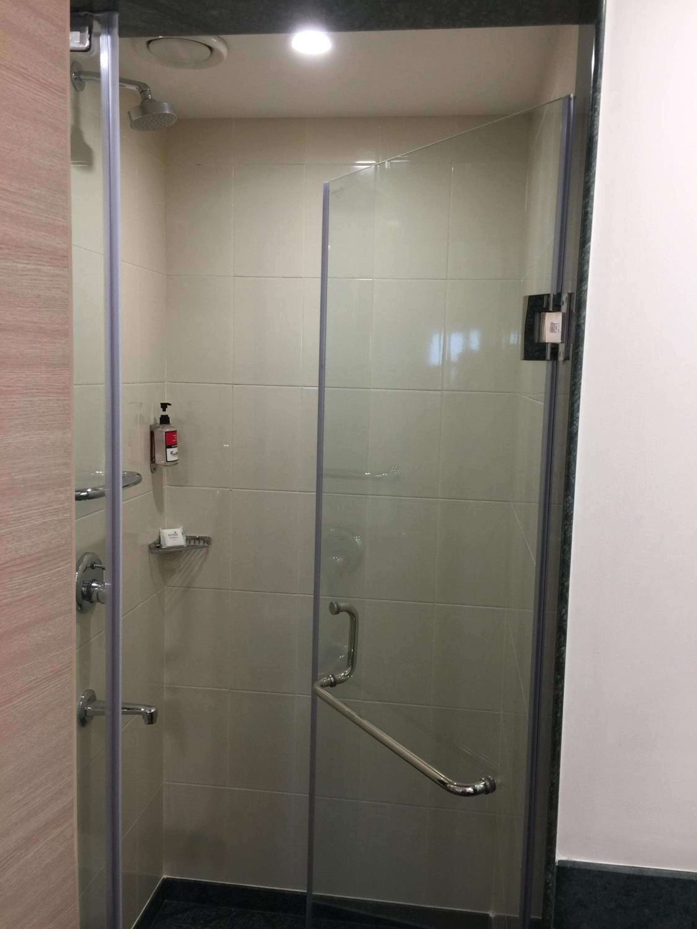 Red Fox by Lemon Tree Hotels, Sector 60, Gurugram