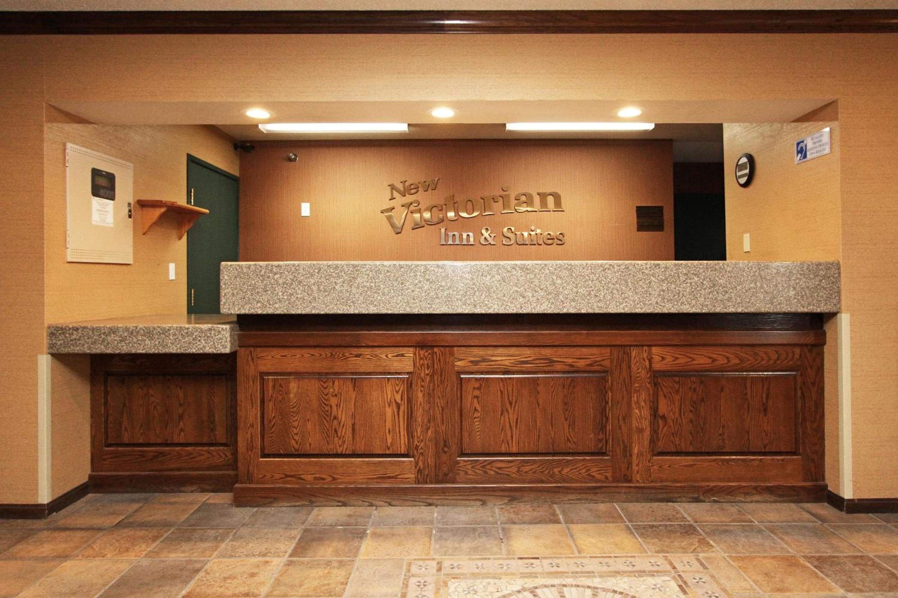 New Victorian Inn & Suites Lincoln