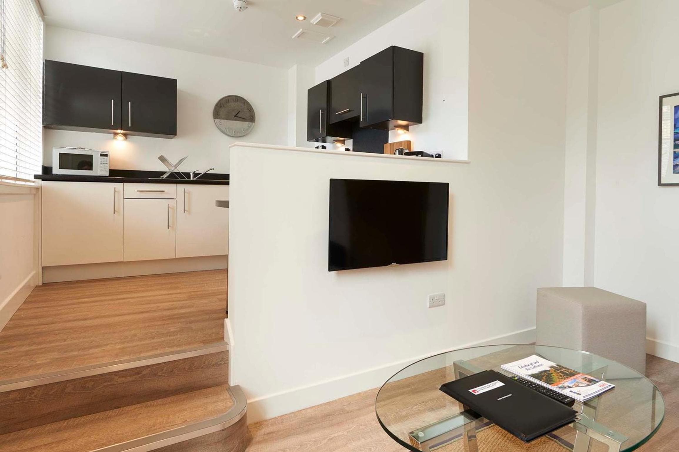 Braid Apartments by Mansley