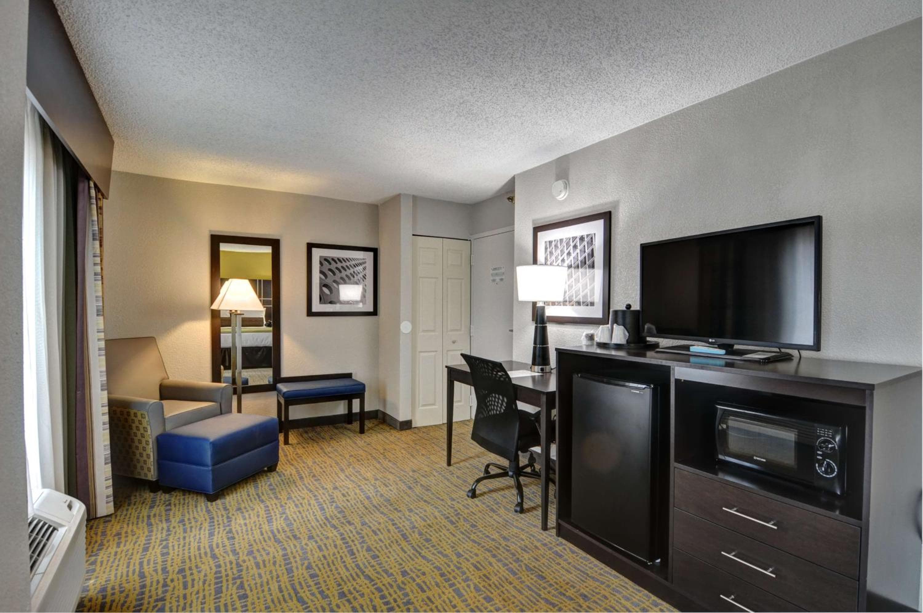 Best Western Plus Hanes Mall