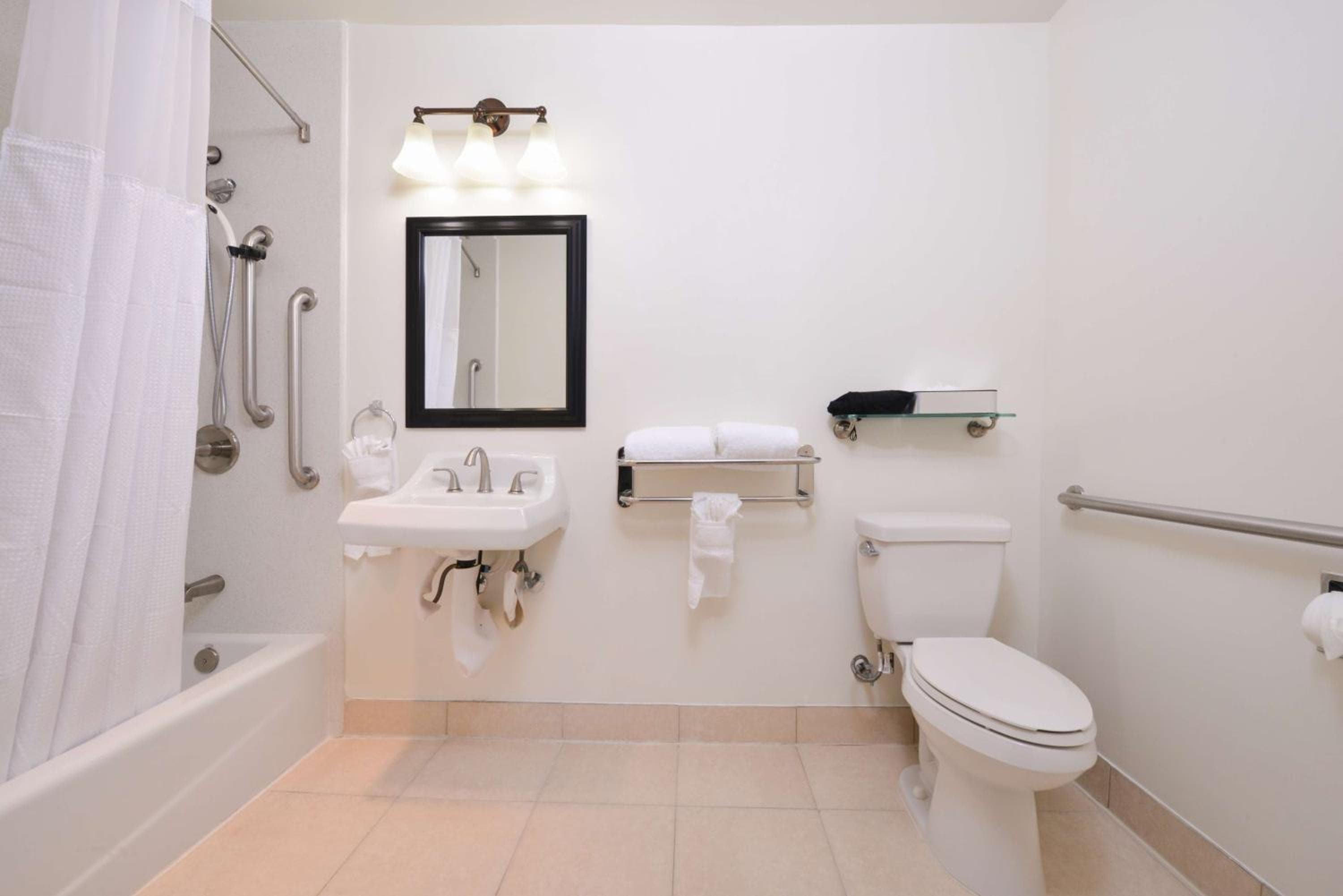 Best Western Plus LA Mid-Town Hotel