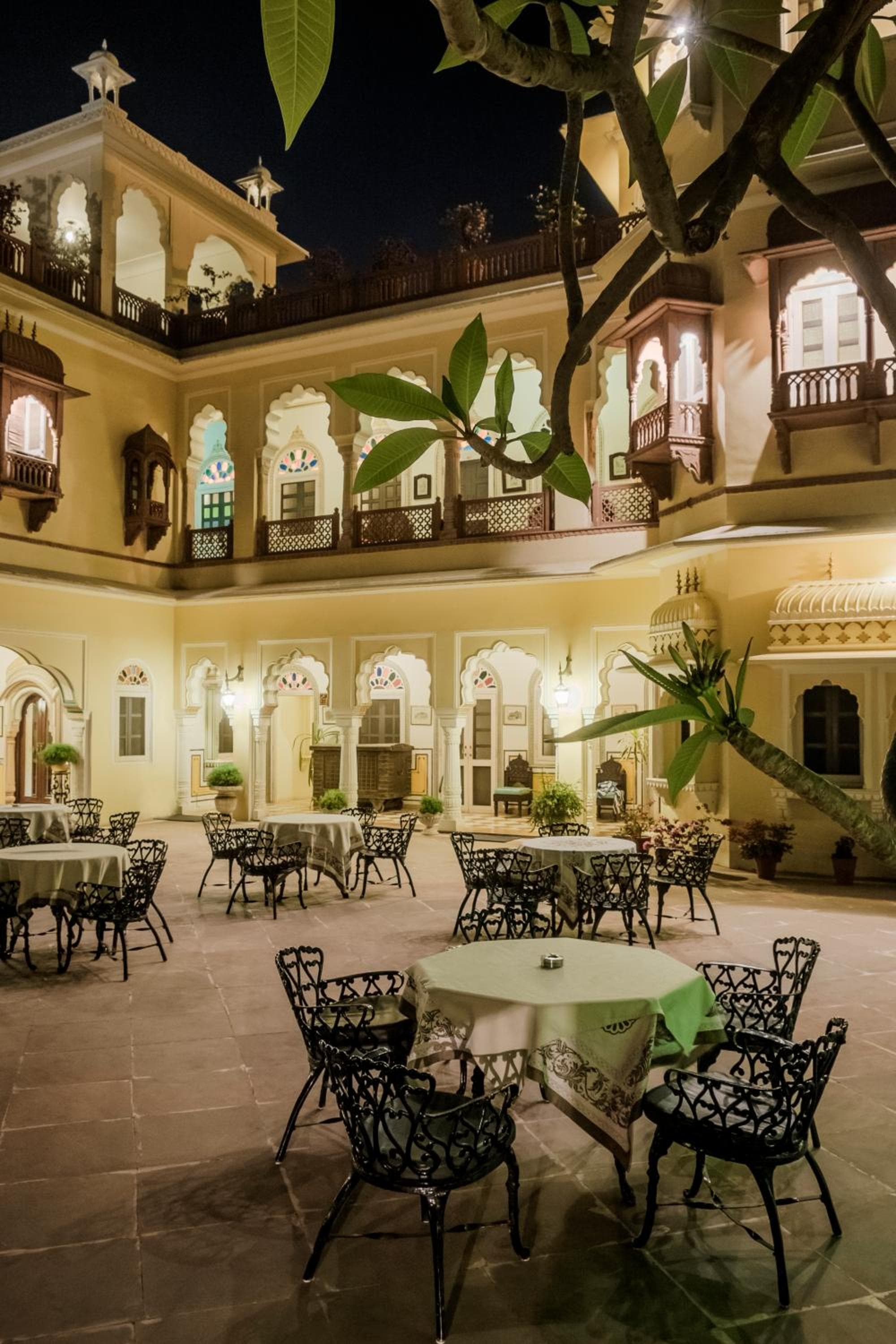 Alsisar Haveli - Heritage Hotel