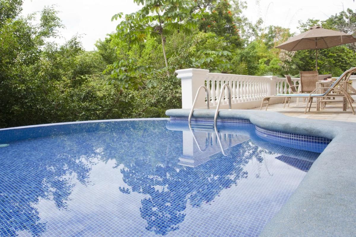 Pacifico Colonial Condominiums