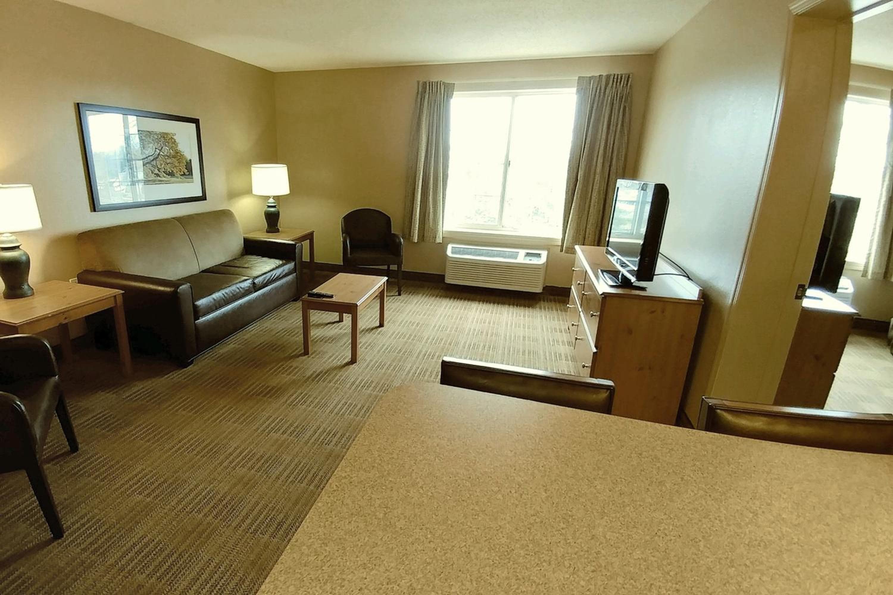 Extended Stay America Suites - Cleveland - Airport - North Olmsted