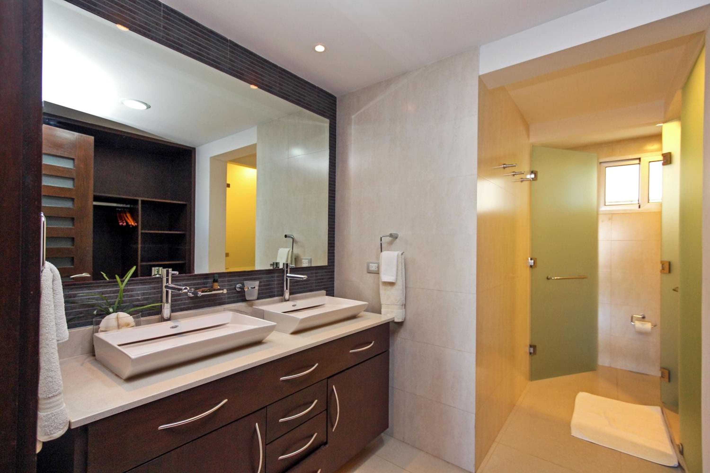 Luxury 3 Bedroom Condo - Beachfront Complex at Mareazul - Buena Vida