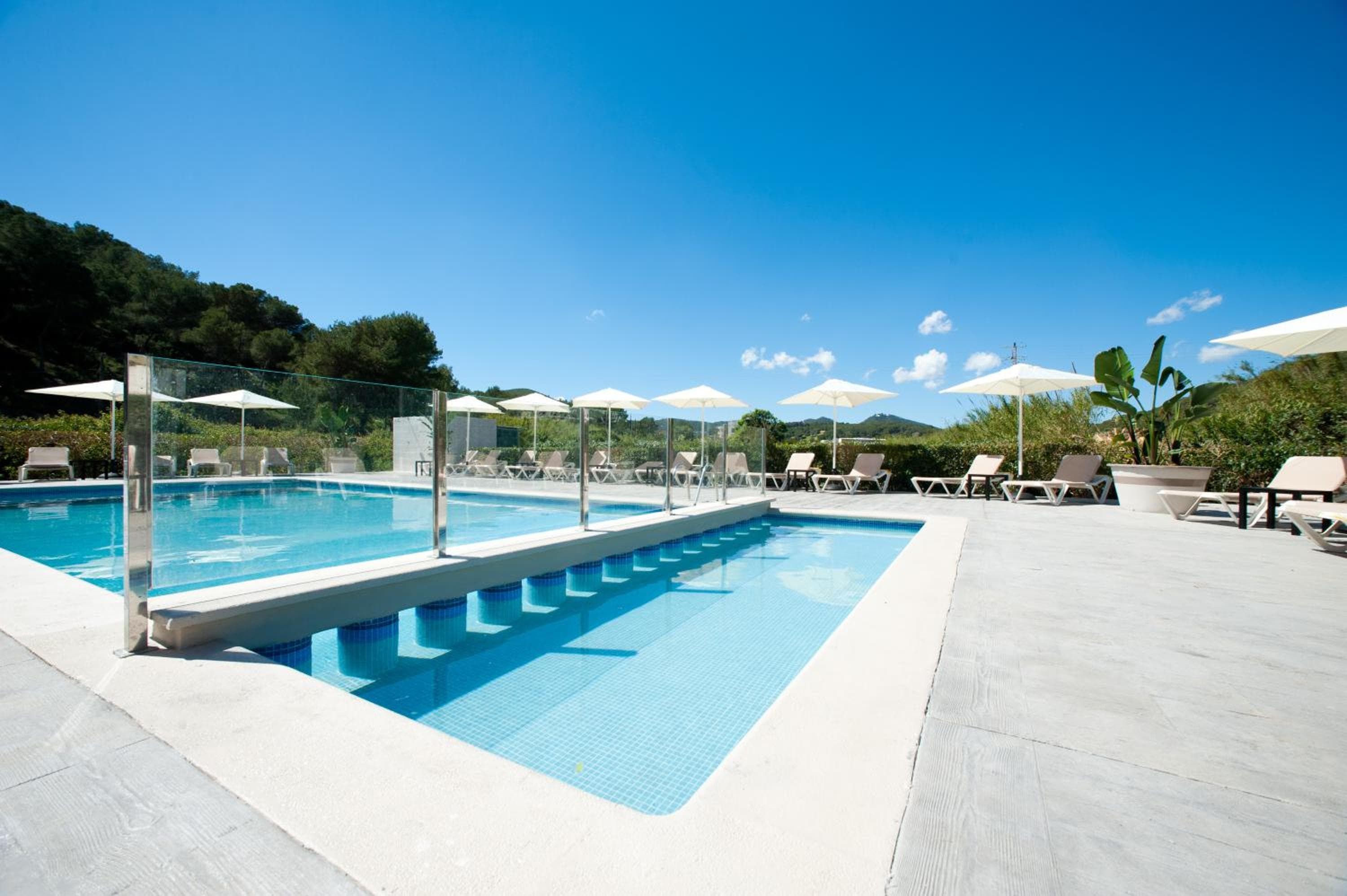 Apartamentos Ses Veles
