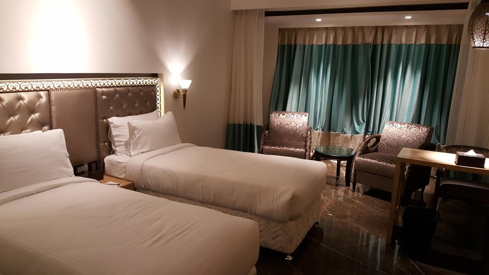 Hotel Peninsula Redpine