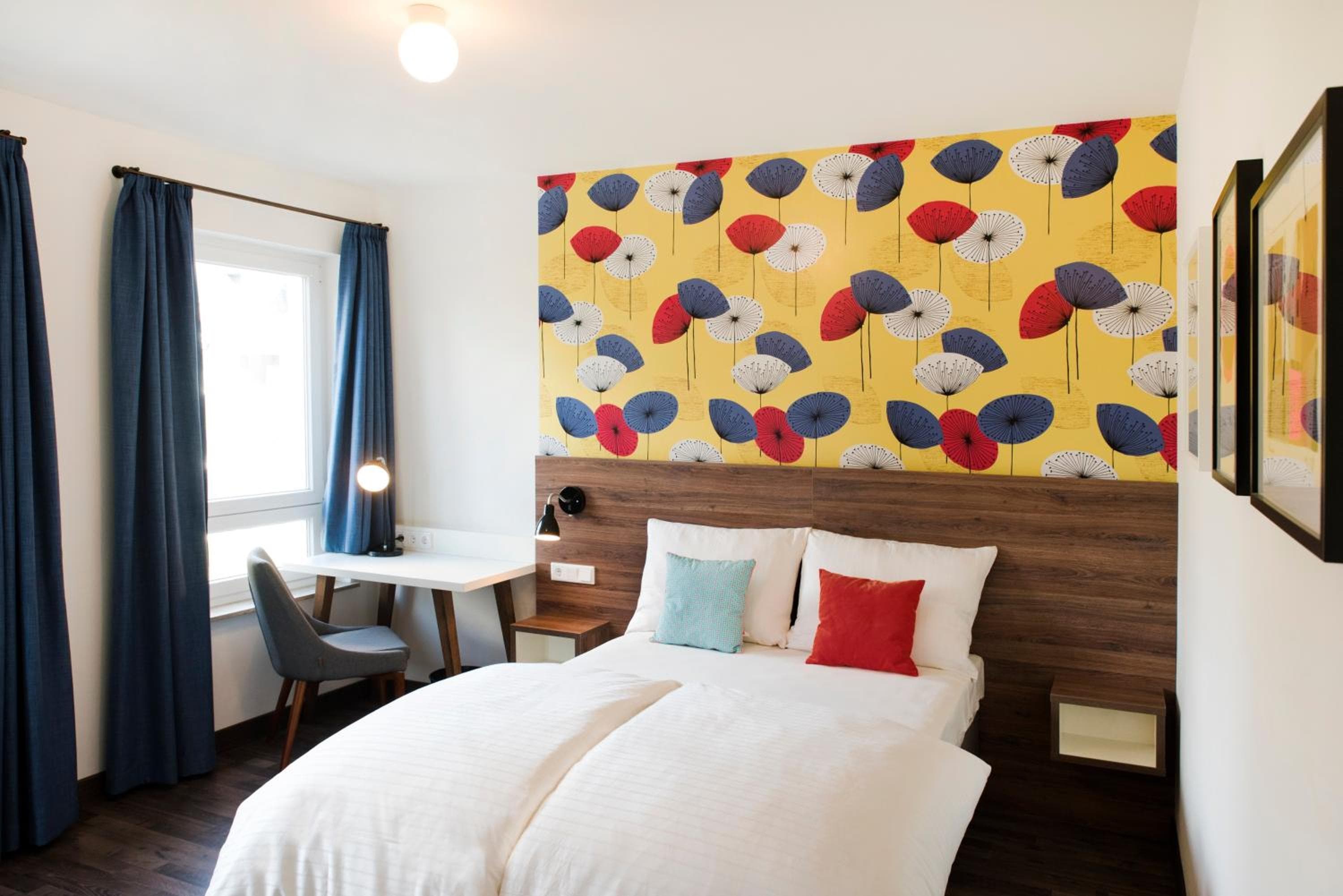 KONCEPT HOTEL Zum Kostbaren Blut