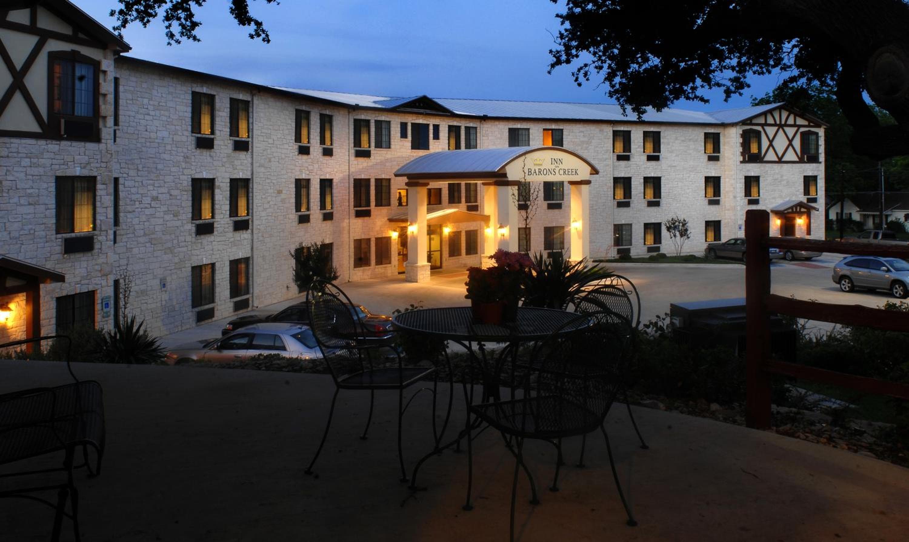 Inn on Barons Creek