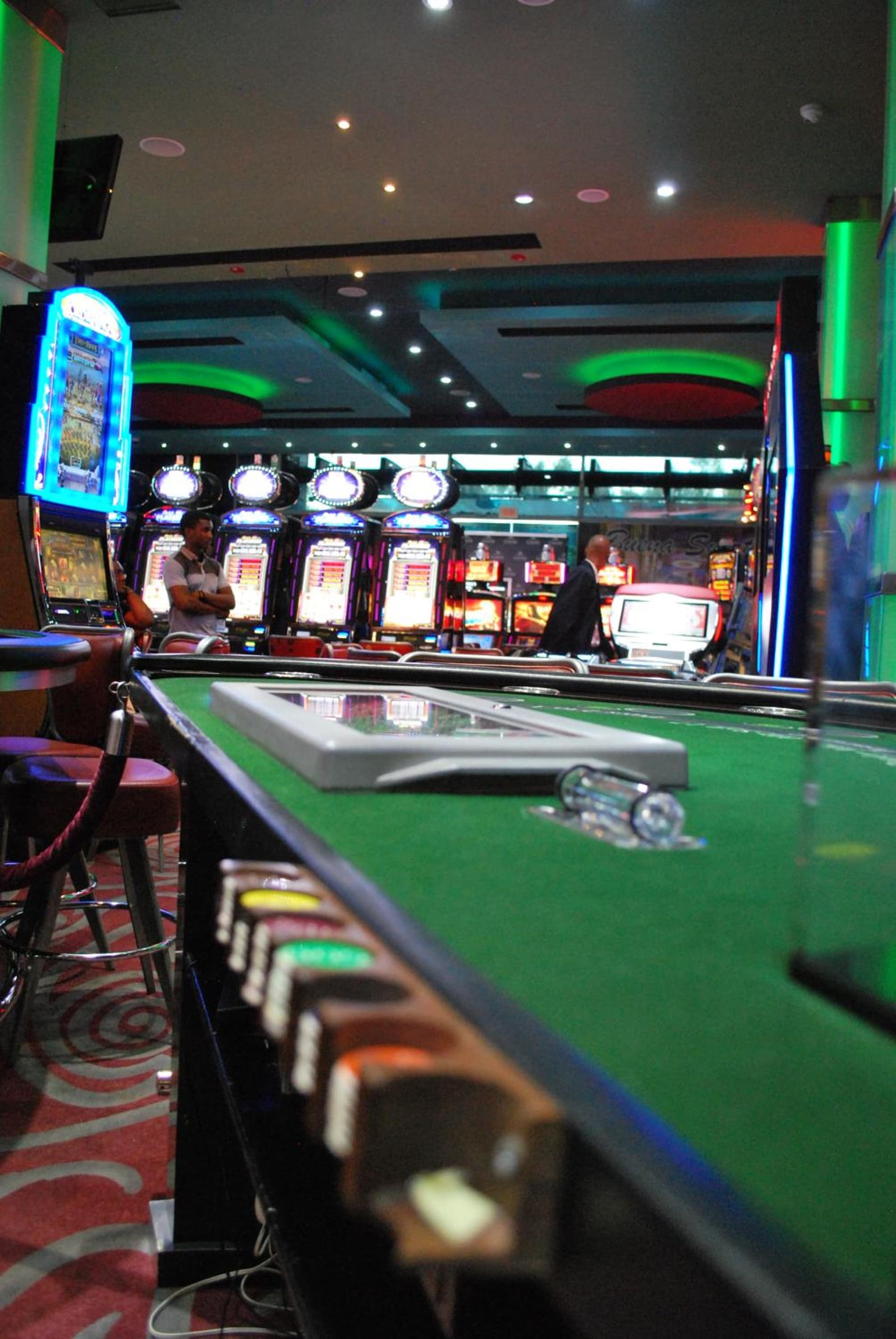 Platino Hotel & Casino