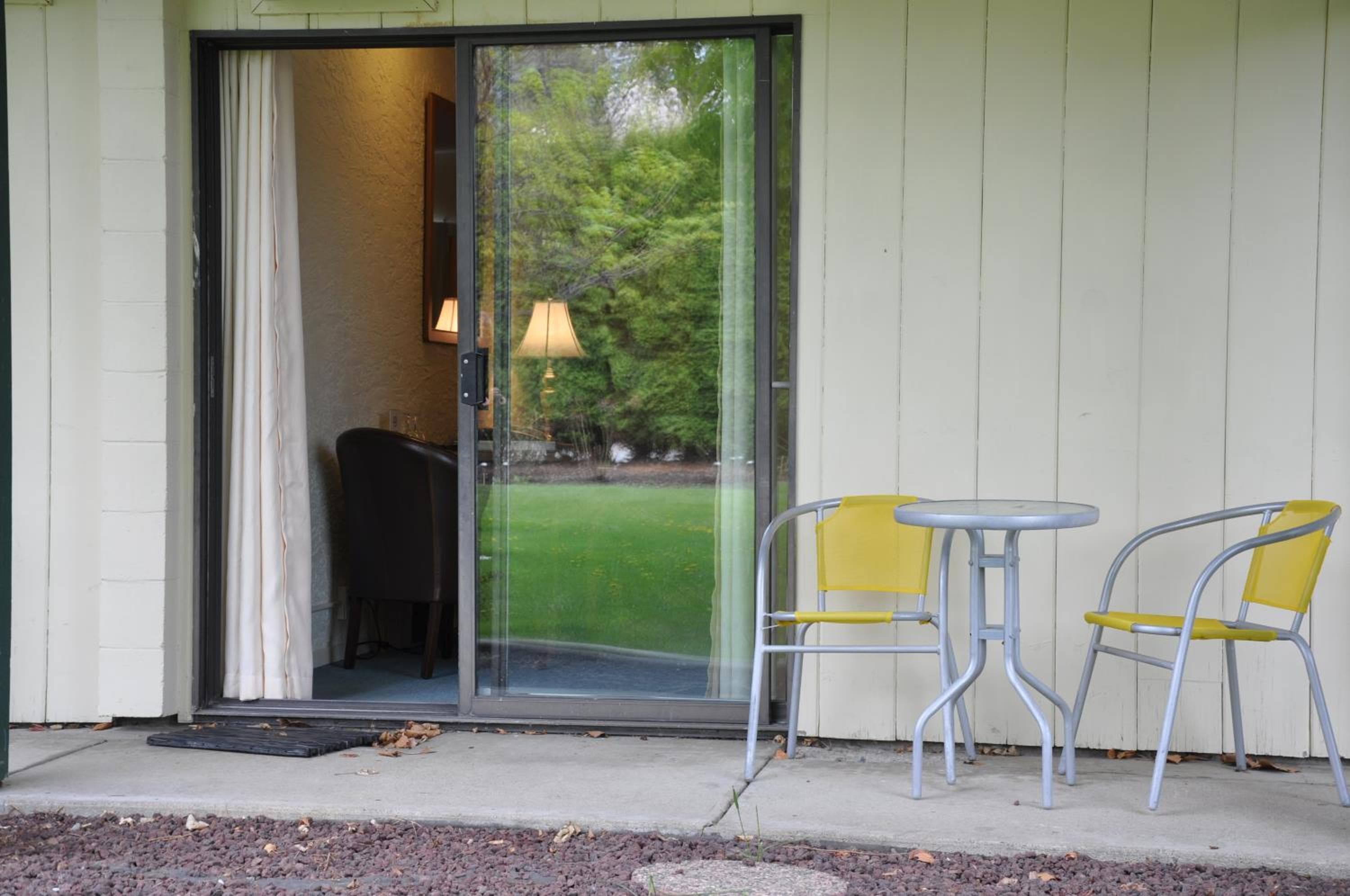 Summerland Motel