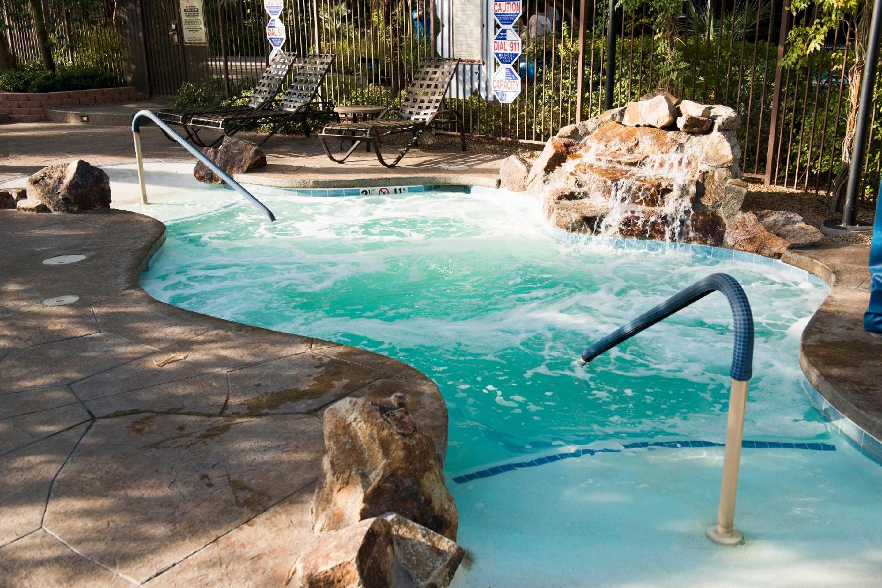 Tahiti Village Resort & Spa