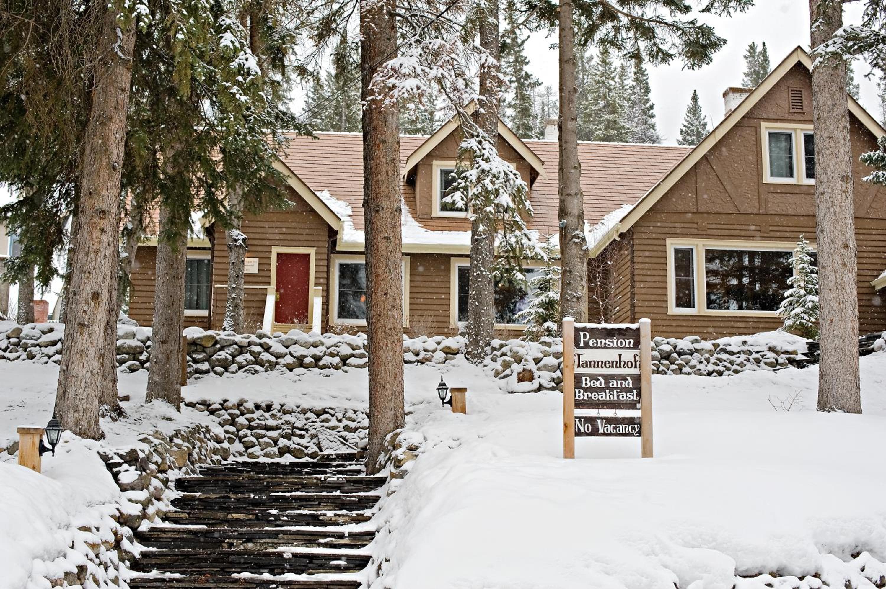 Banff Boutique Inn - Adults only