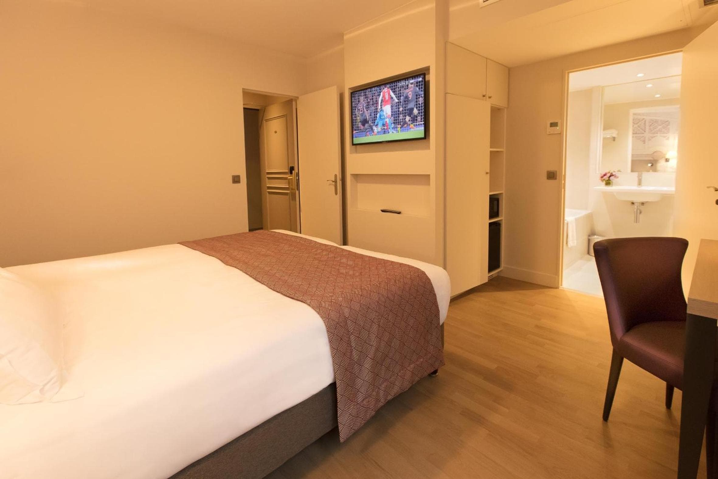 hotel room