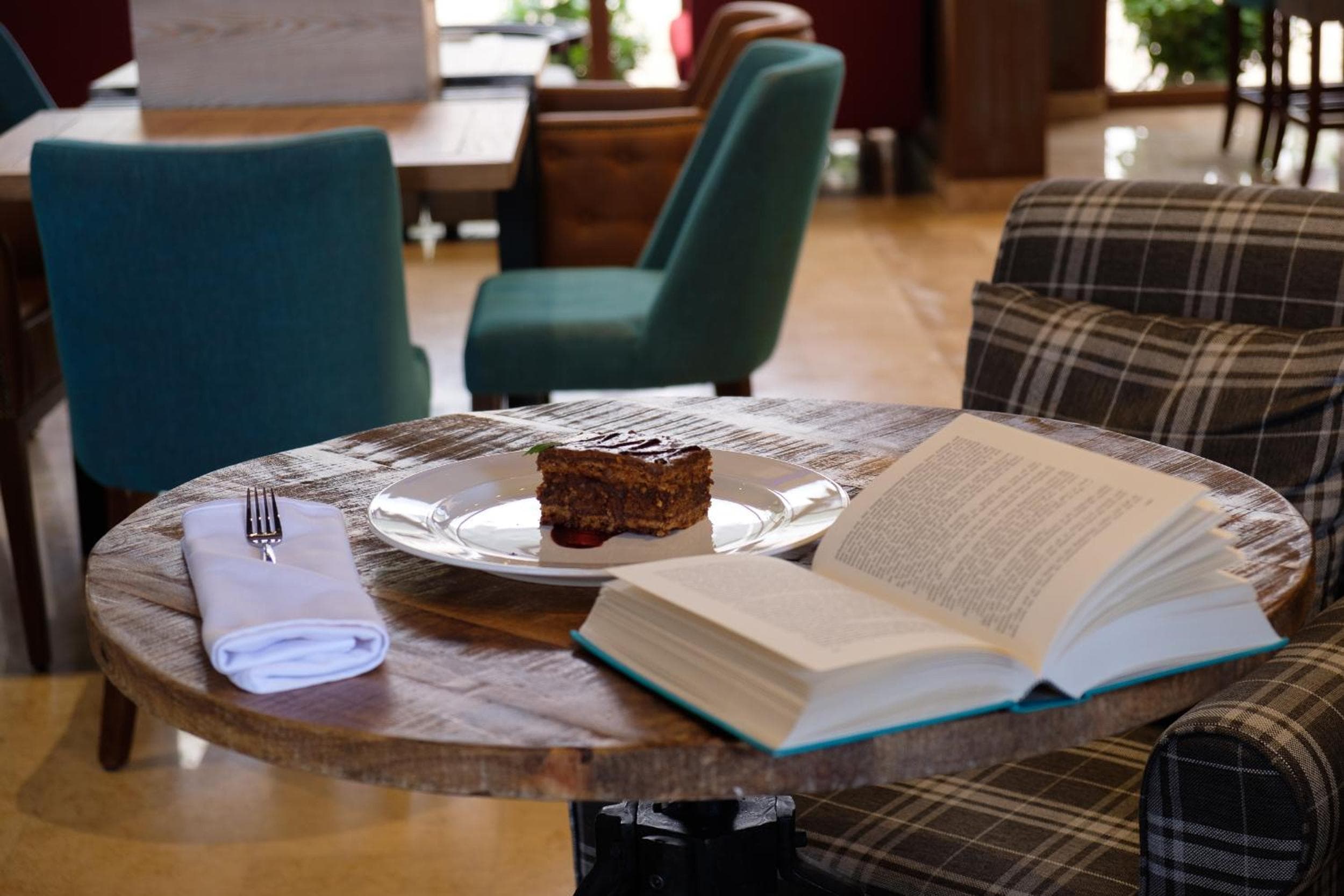 SL Industry Hotel