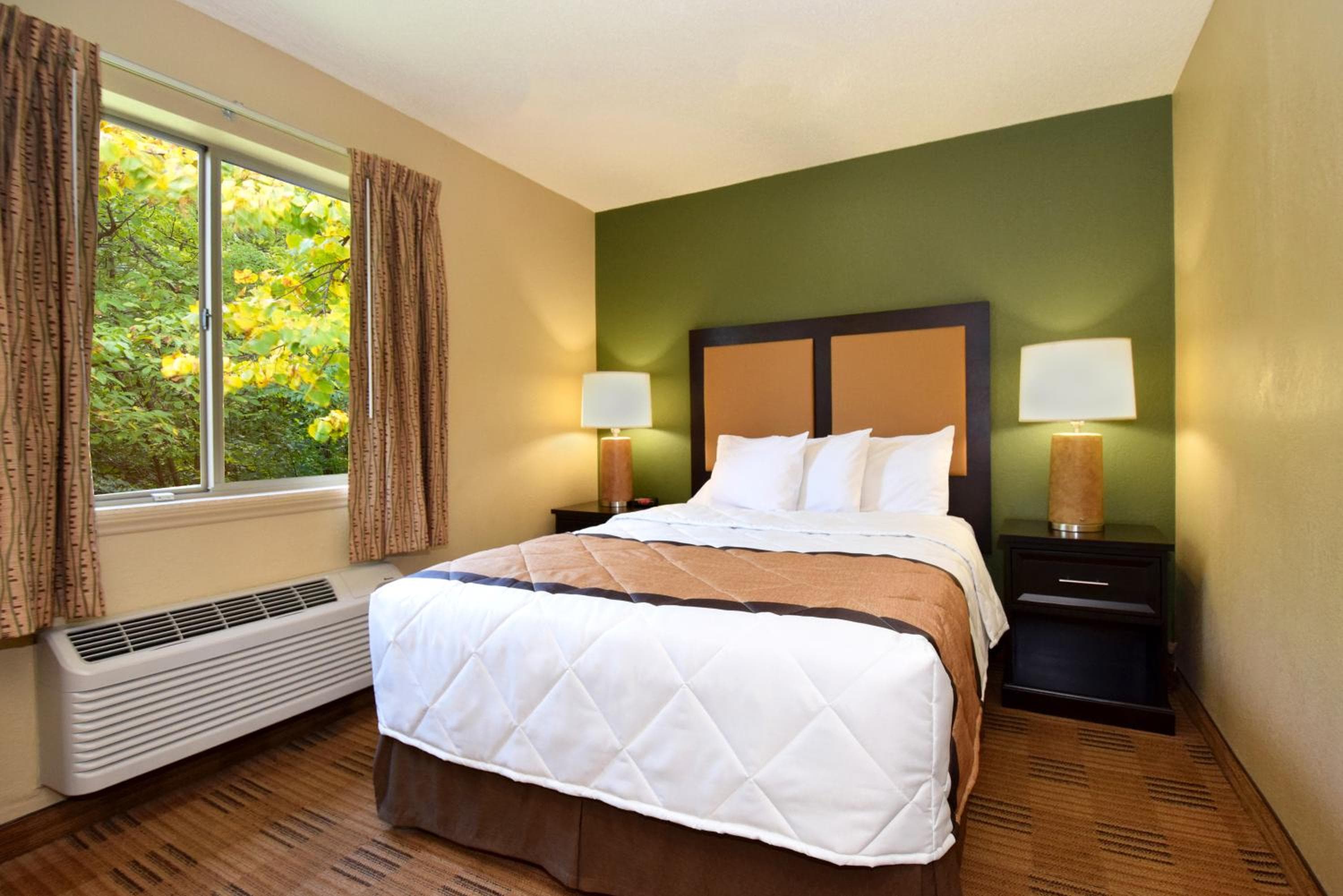 Extended Stay America Select Suites - St Louis - Earth City