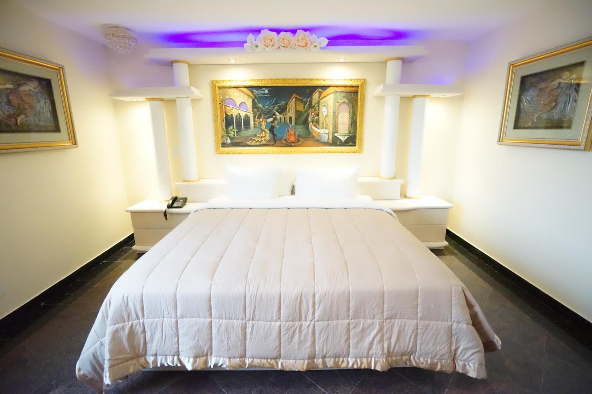 Paris Suites Hotel