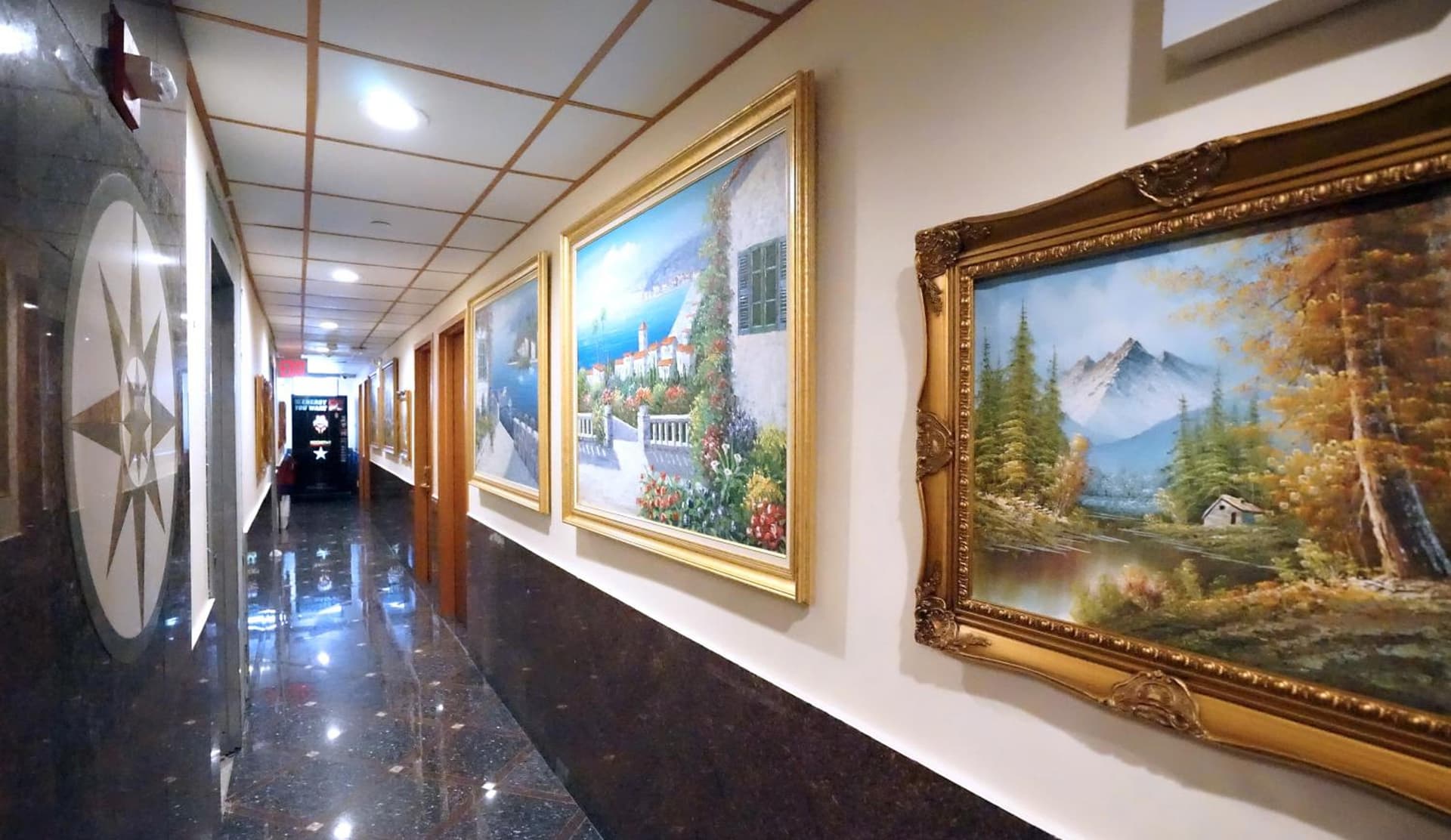 Paris Suites Hotel