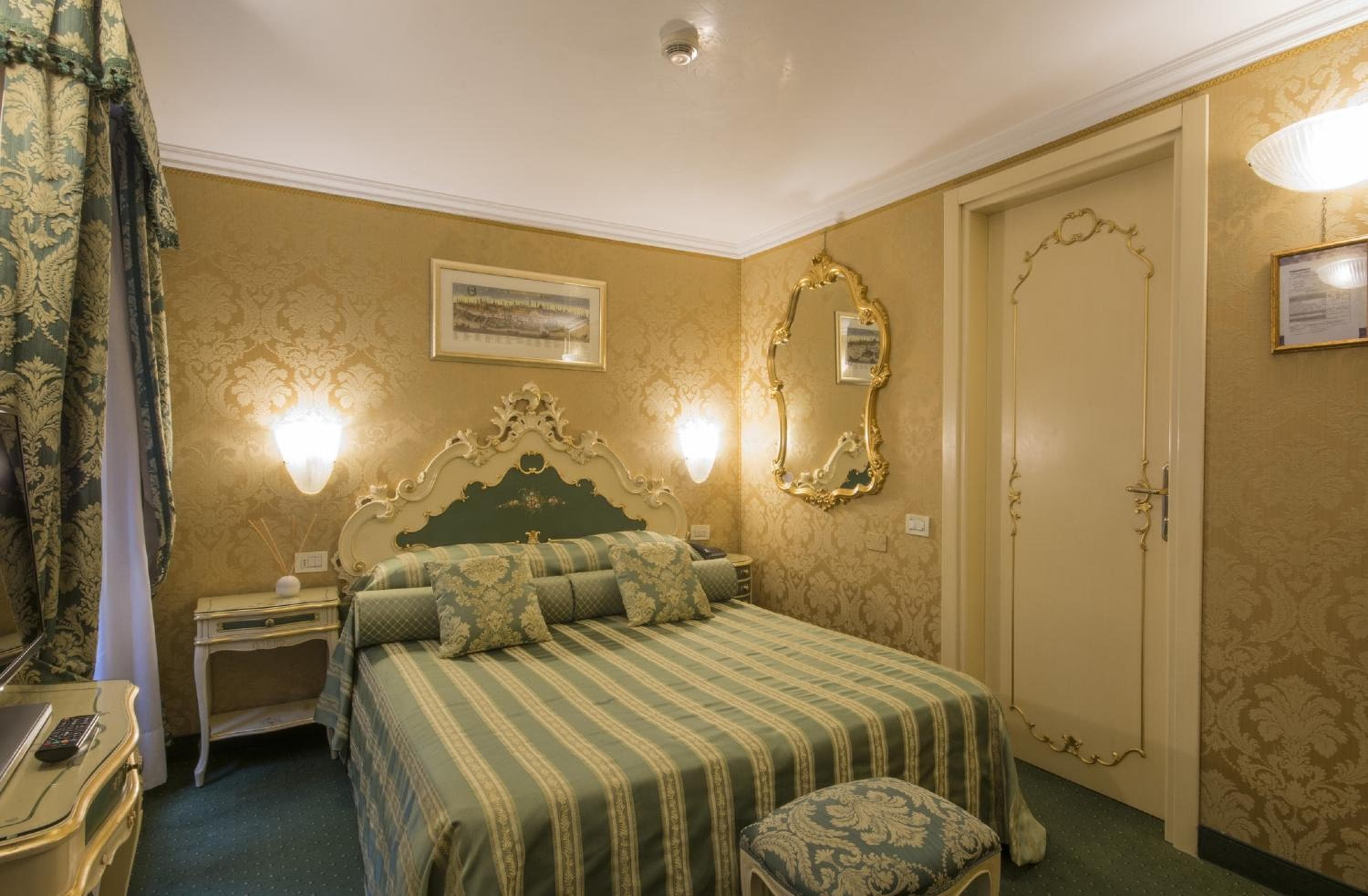 Hotel Becher
