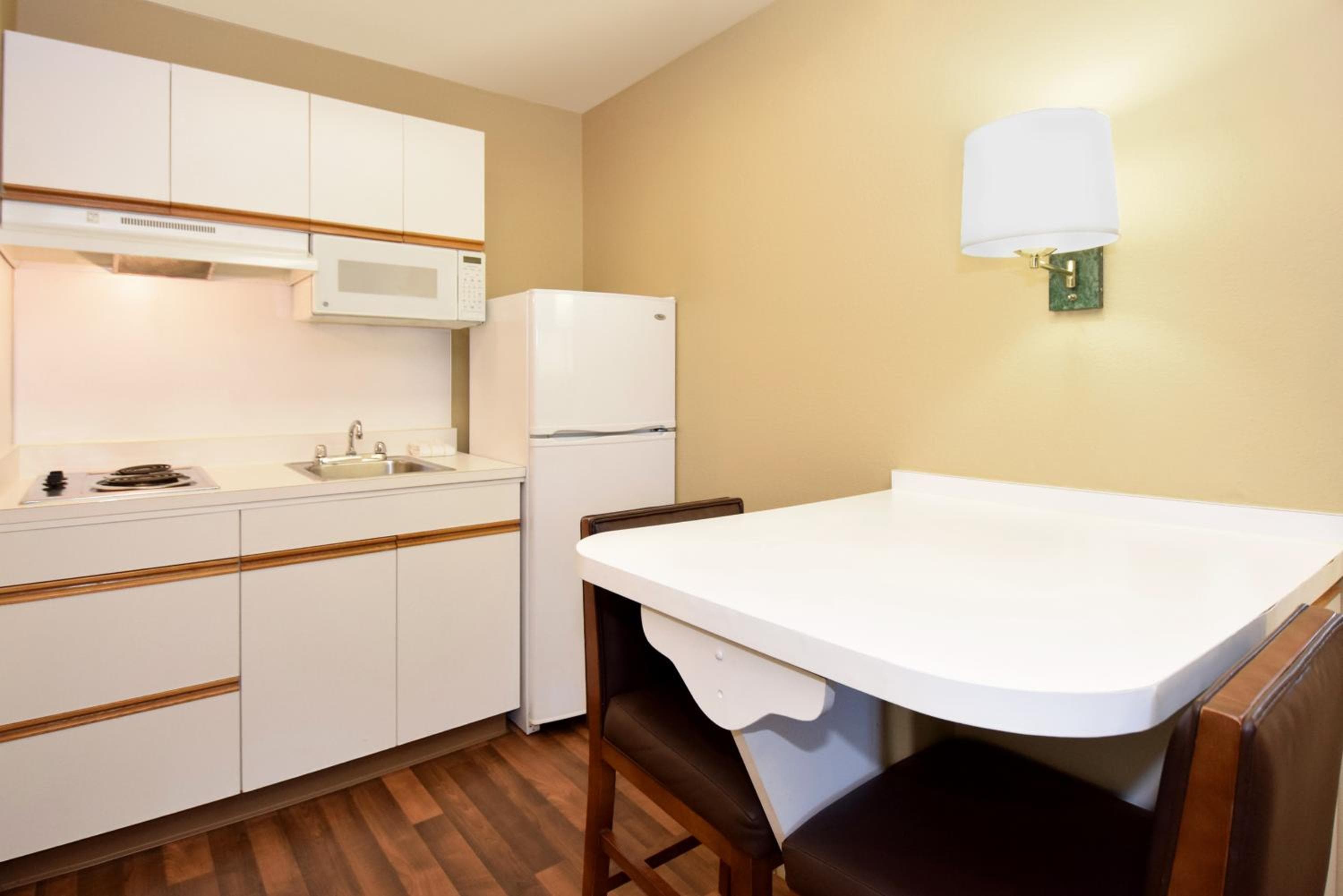 Extended Stay America Suites - Orange County - Brea