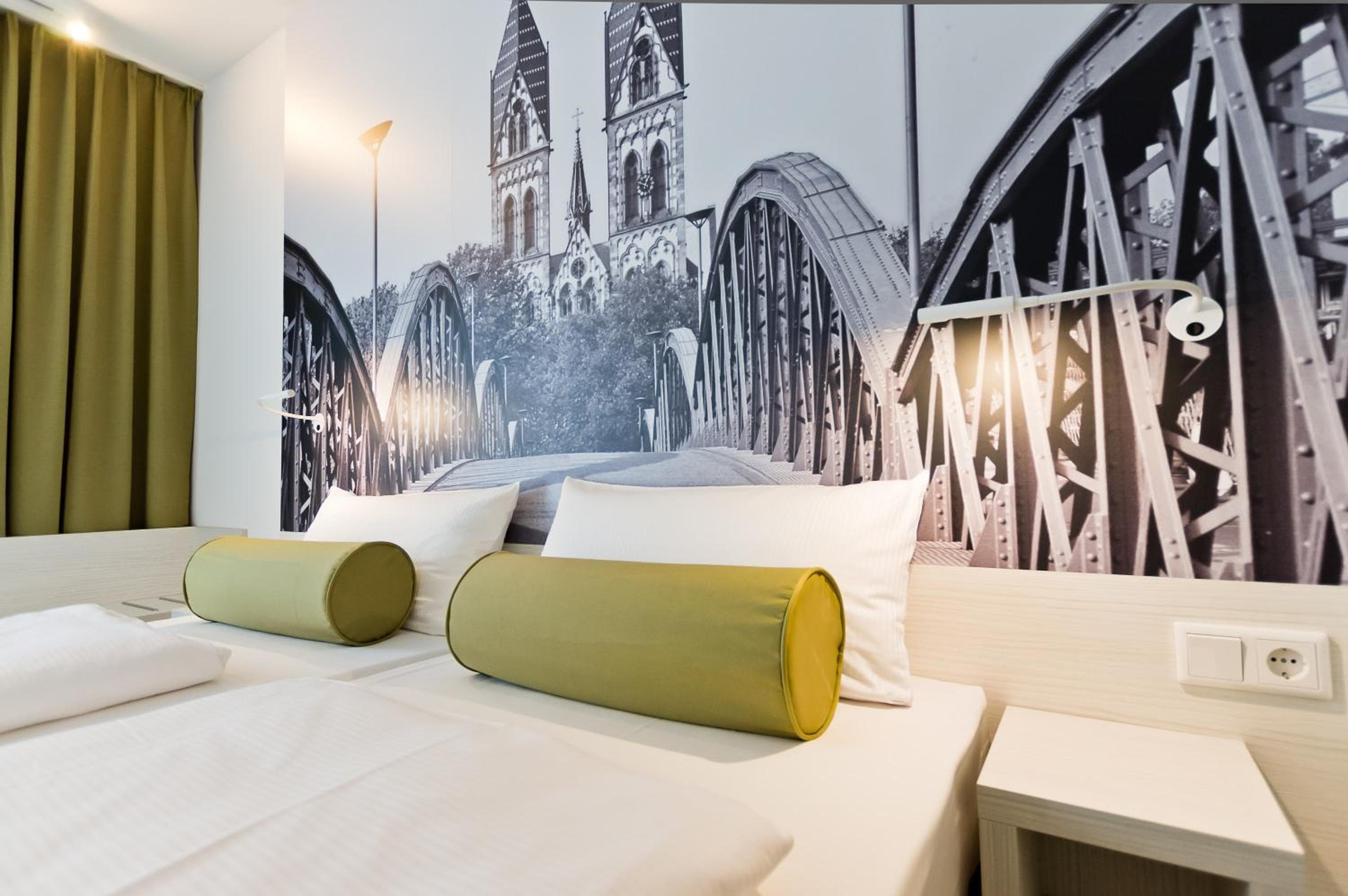 Premier Inn Freiburg City Nord