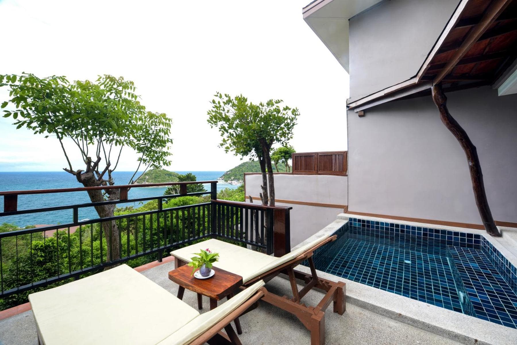 Dusit Buncha Koh Tao by Riya Group